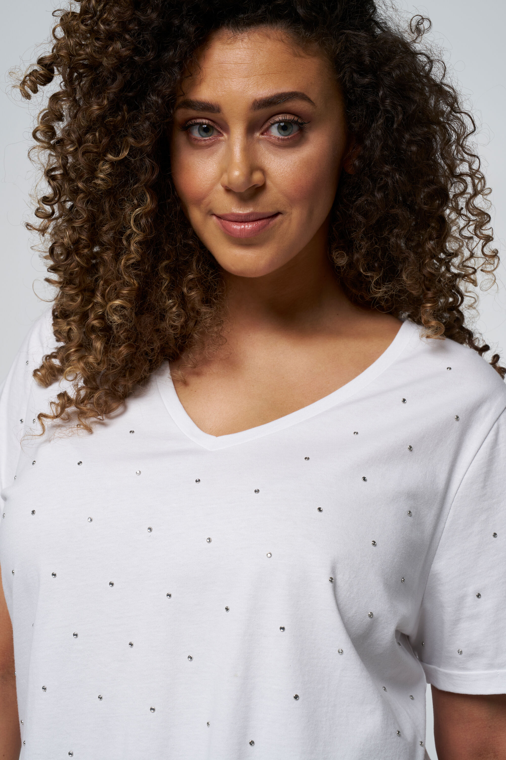 T-shirt avec pierres image number 6