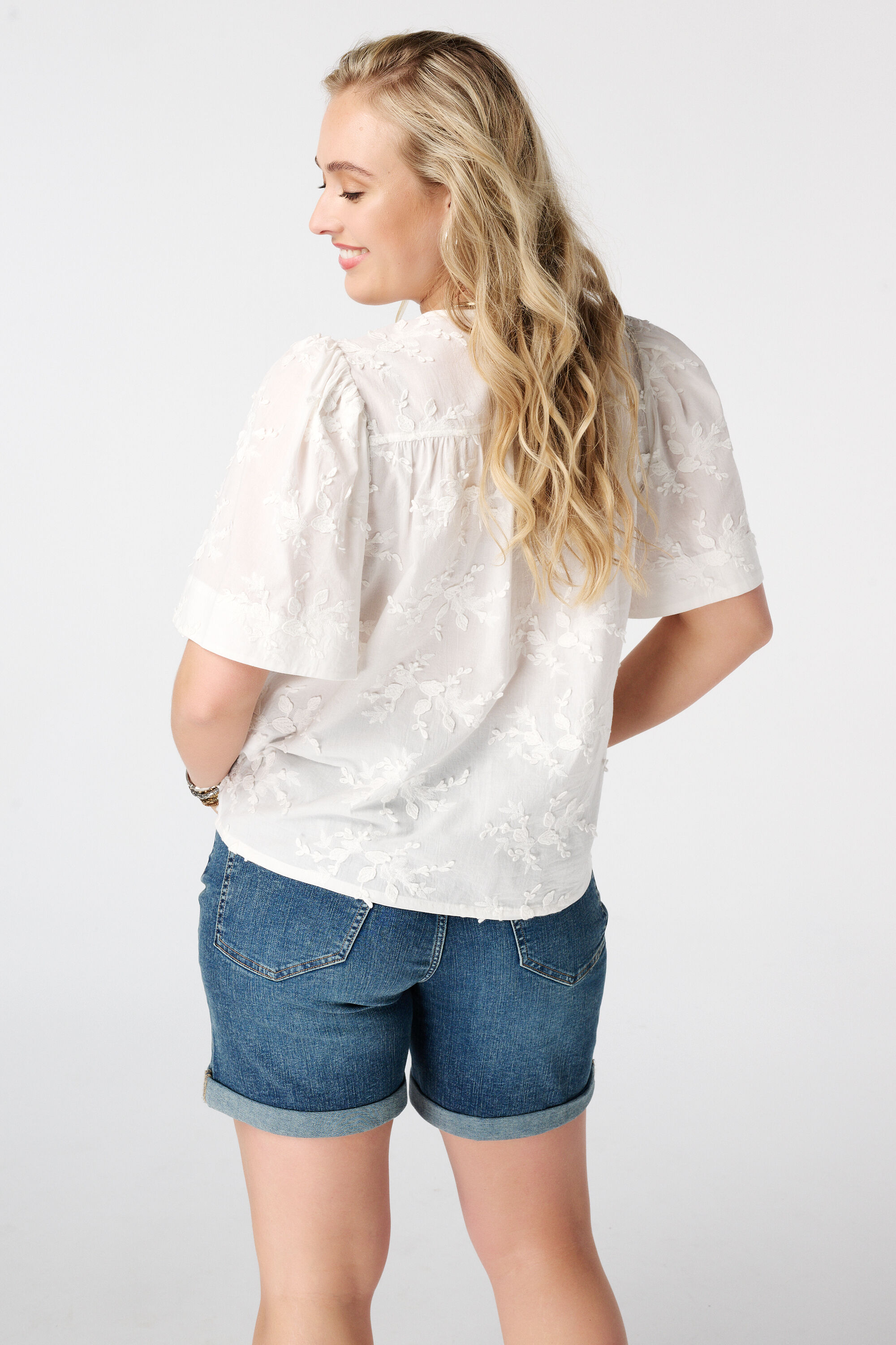 Blouse en coton avec broderie image number 3
