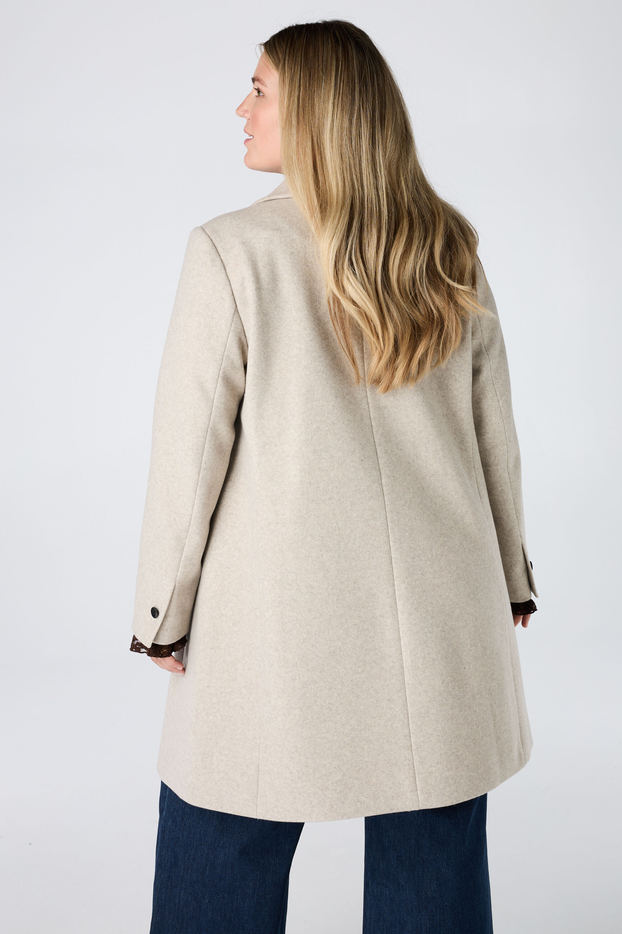 Manteau court &agrave; boutons image number 1