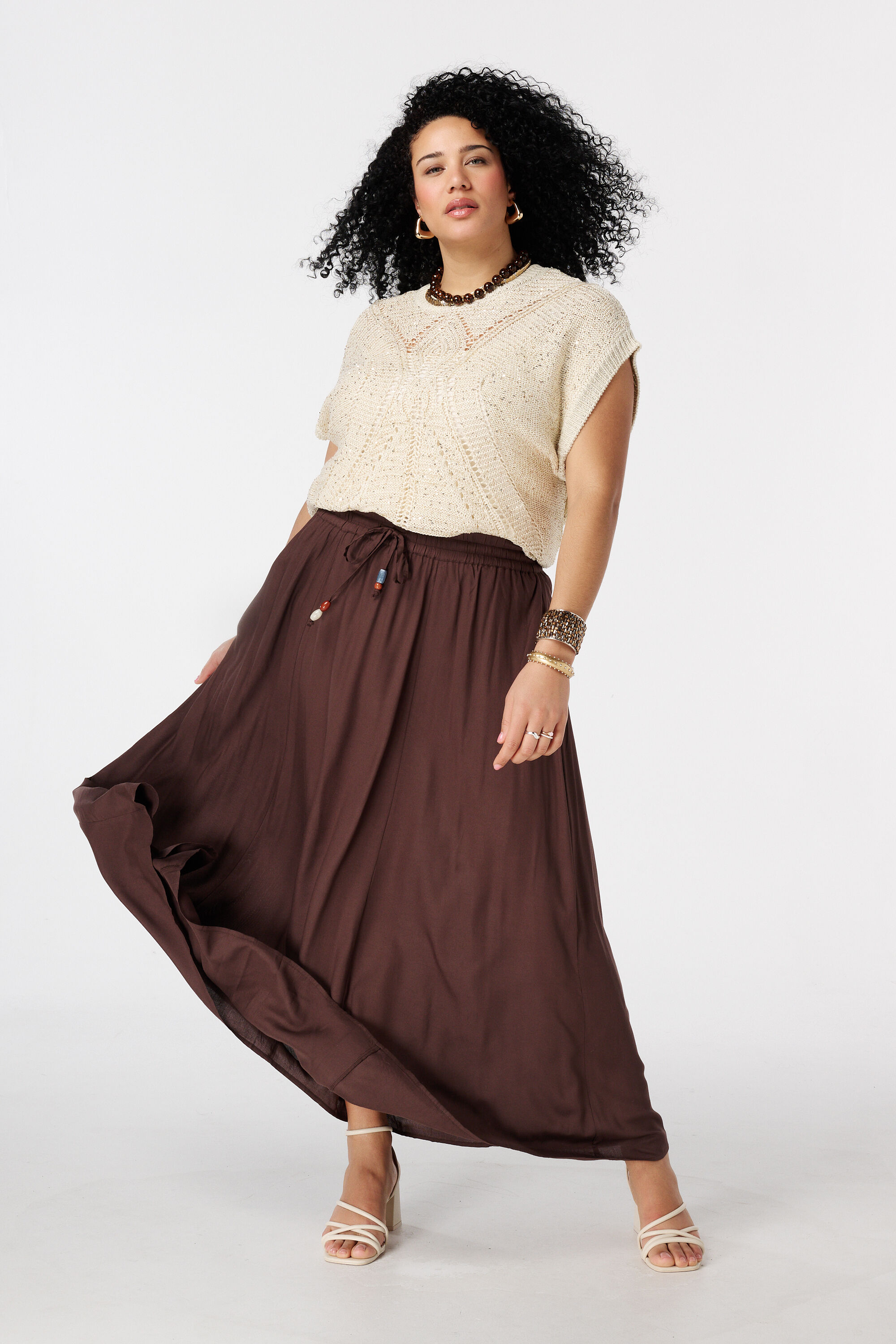 Top crochet avec perles image number 5