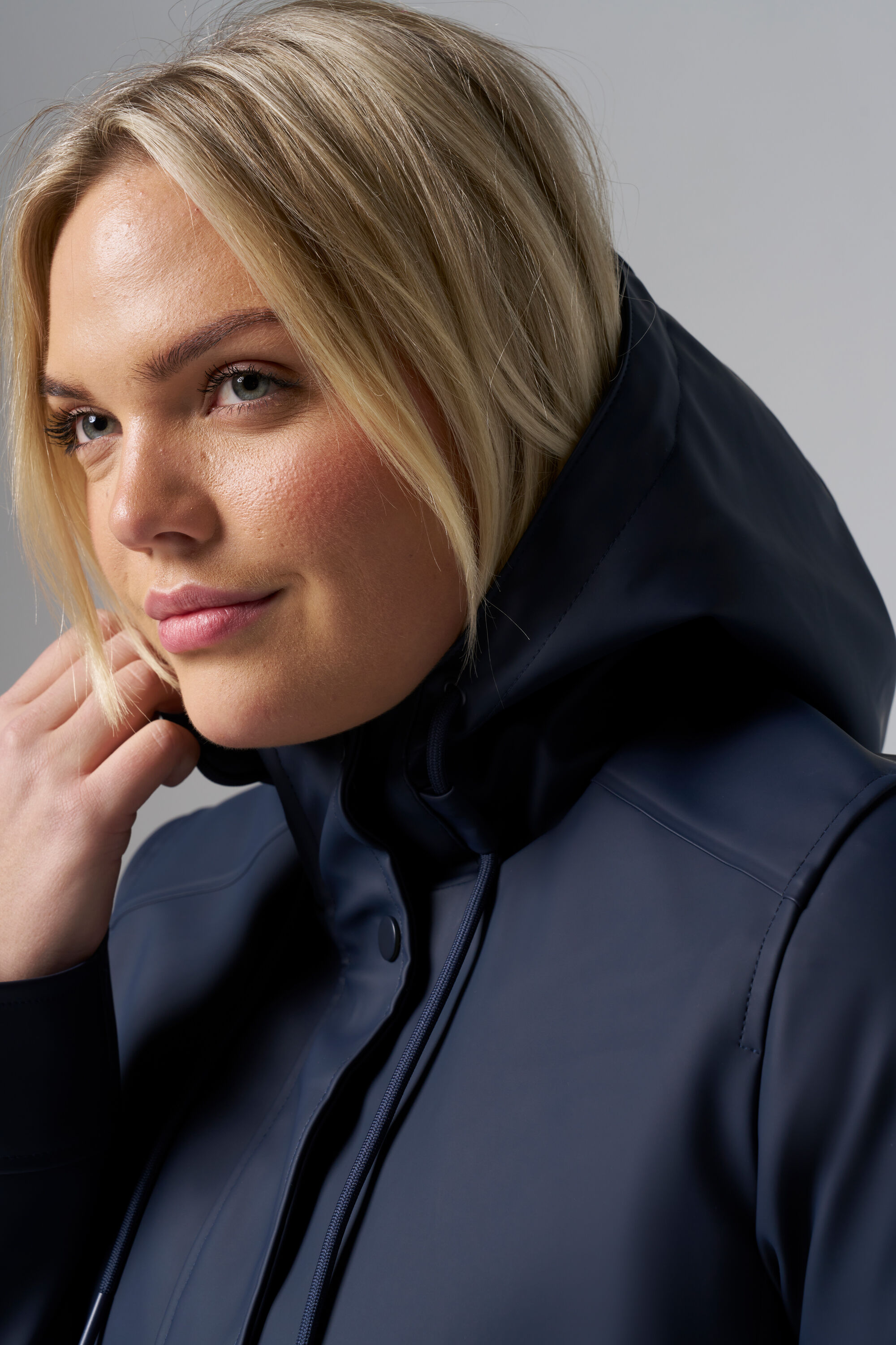 Mackintosh avec capuche image number 4