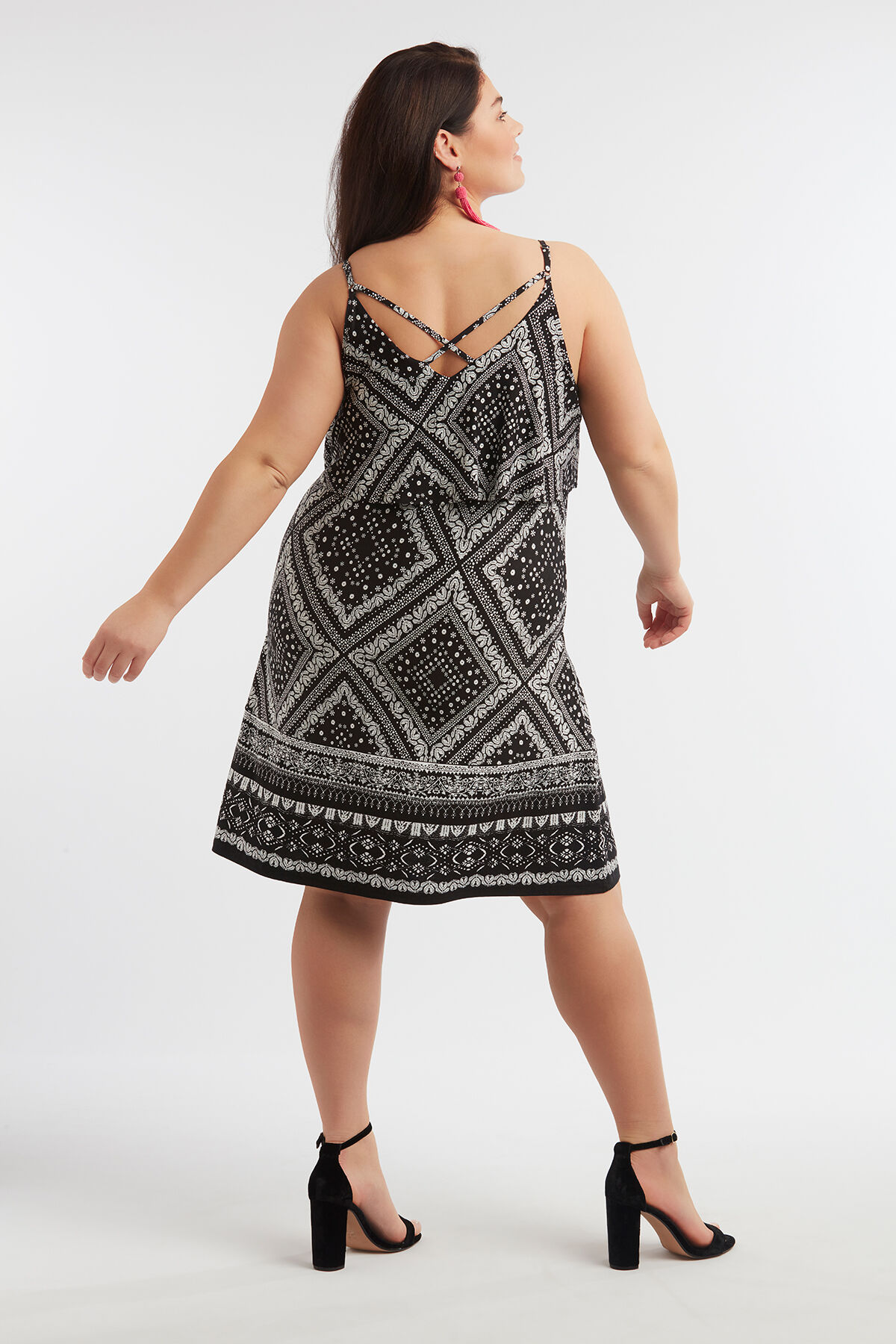 Robe imprim&eacute;e sans manches image number 5