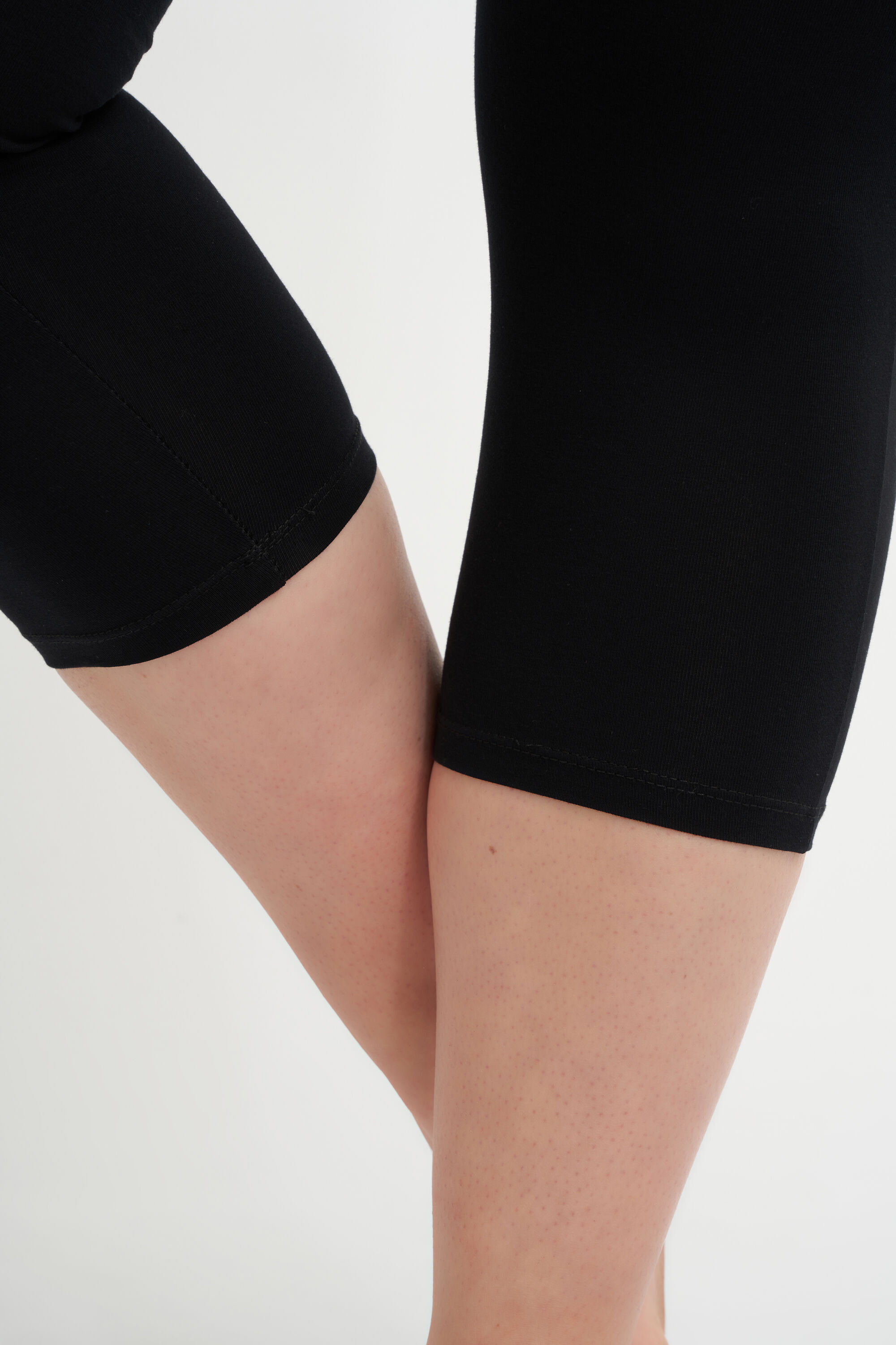 Corsaire fa&ccedil;on legging image number 4