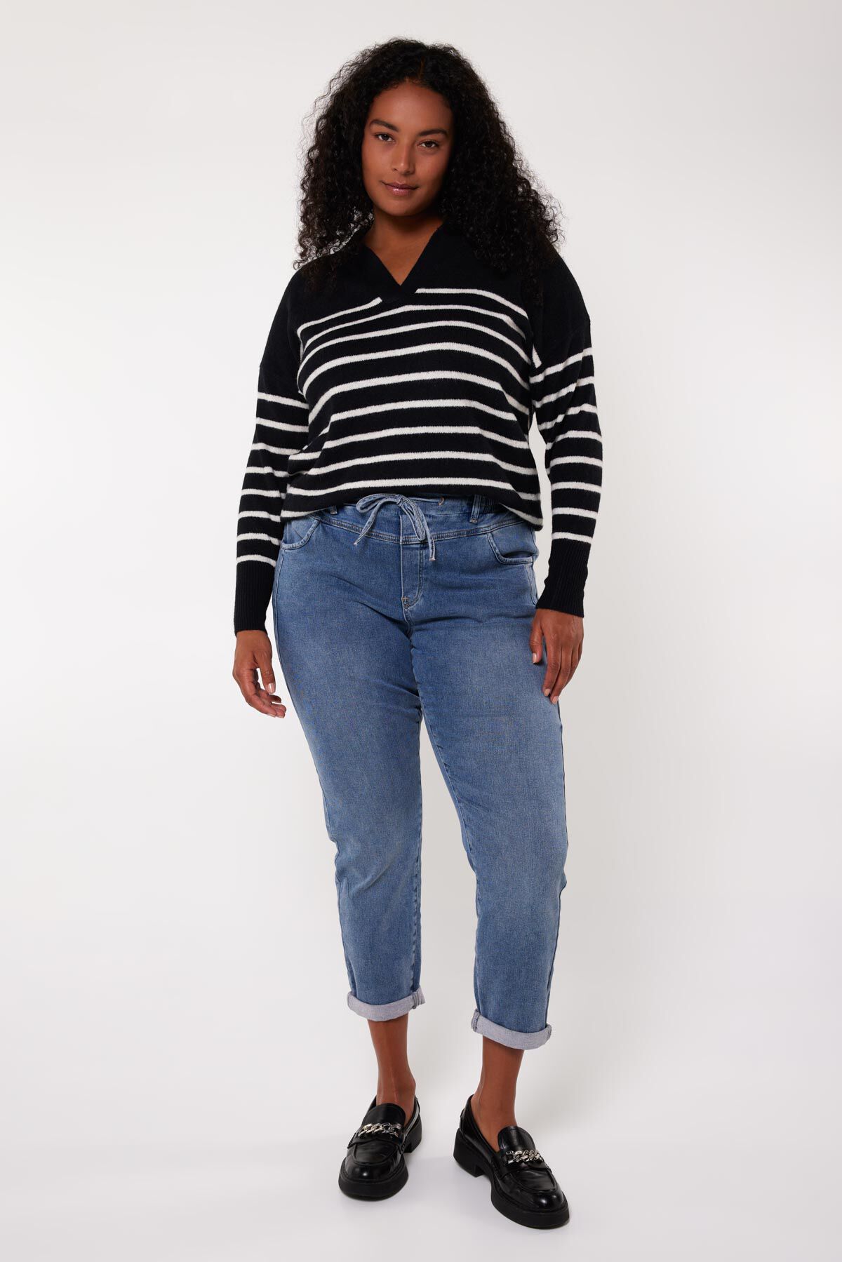 Pull en maille fine avec col polo image number 5