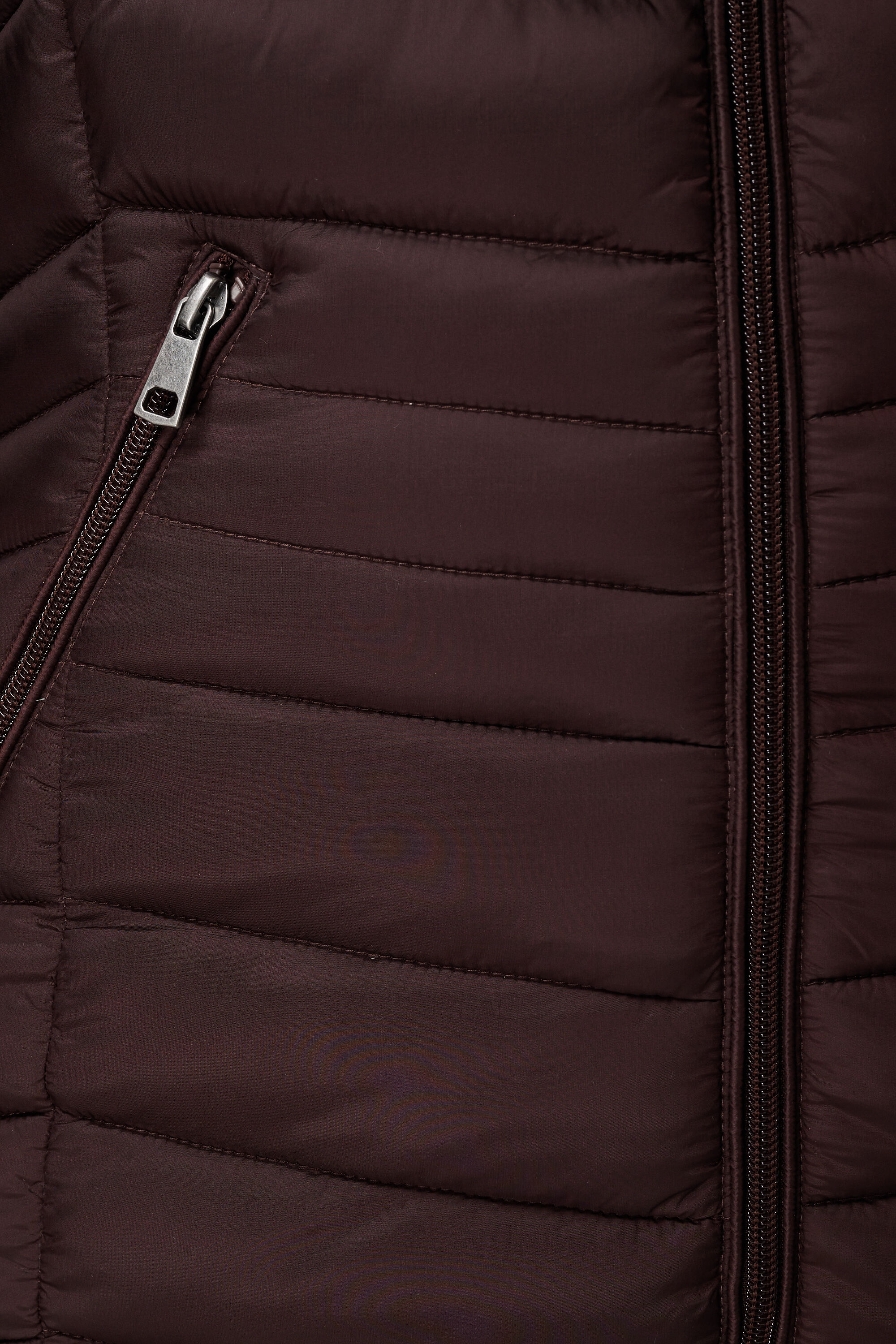 Veste l&eacute;g&egrave;rement matelass&eacute;e image number 6