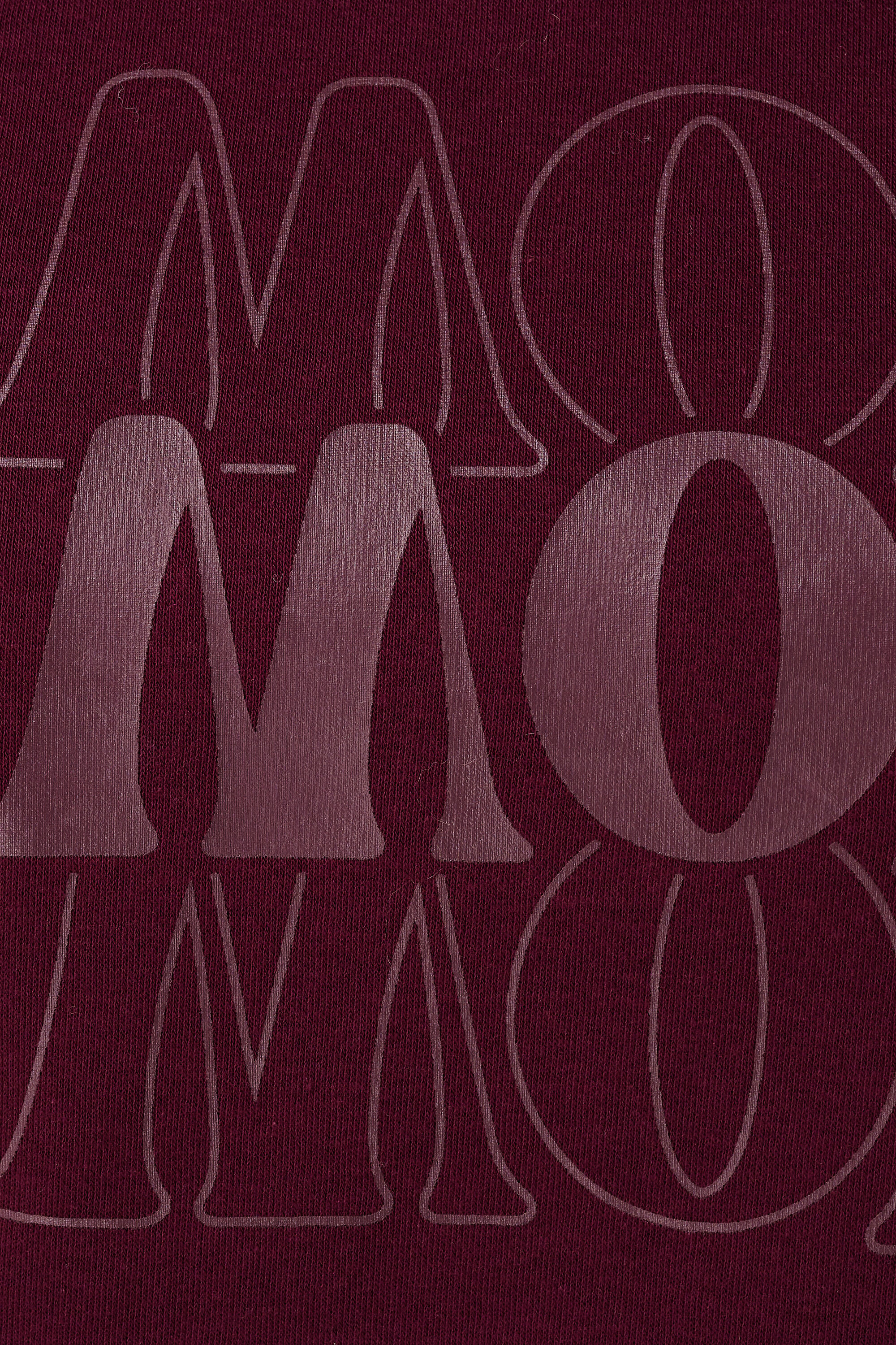 Pull avec &eacute;paule d&eacute;coup&eacute;e image number 6