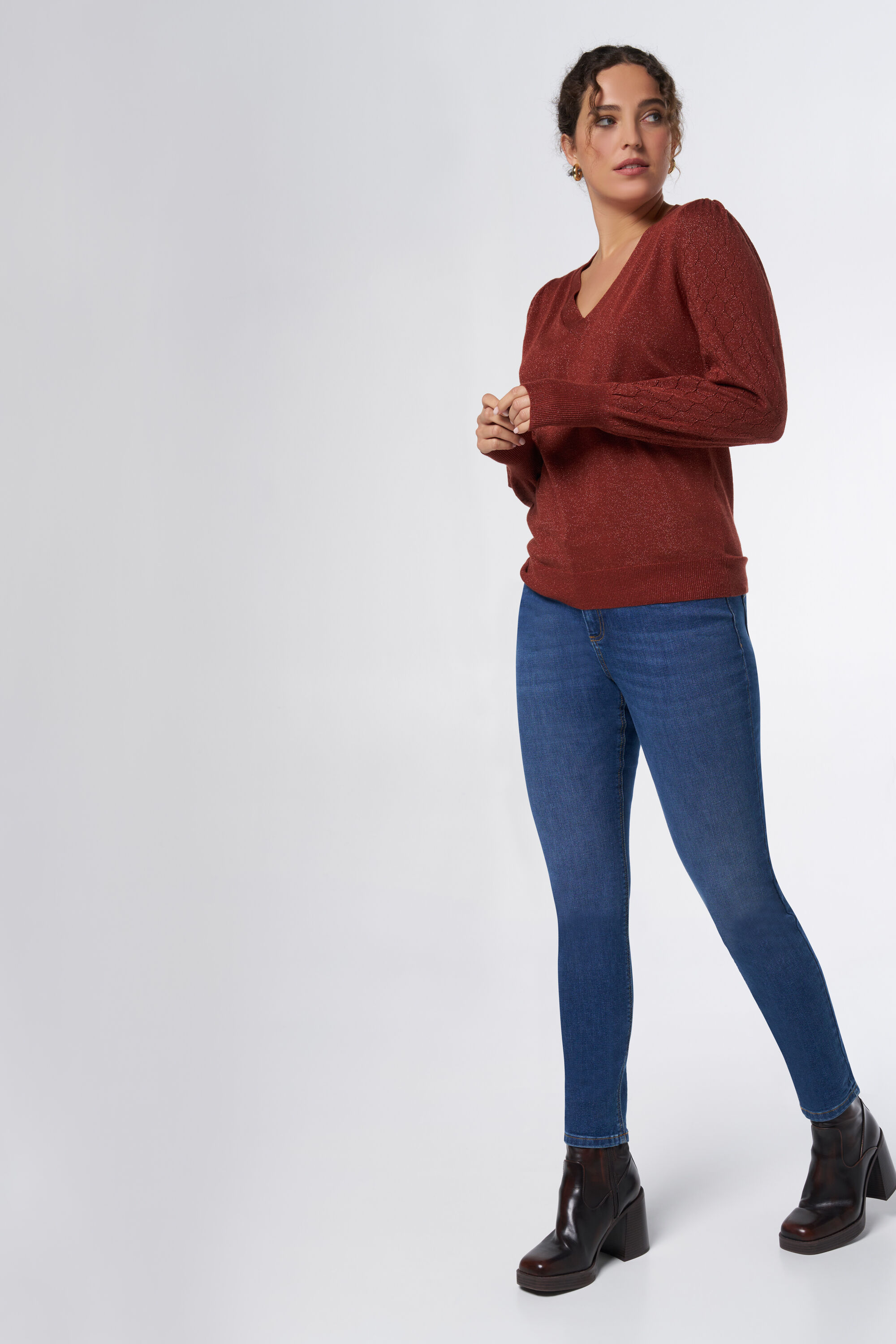 Pull &agrave; paillettes image number 5