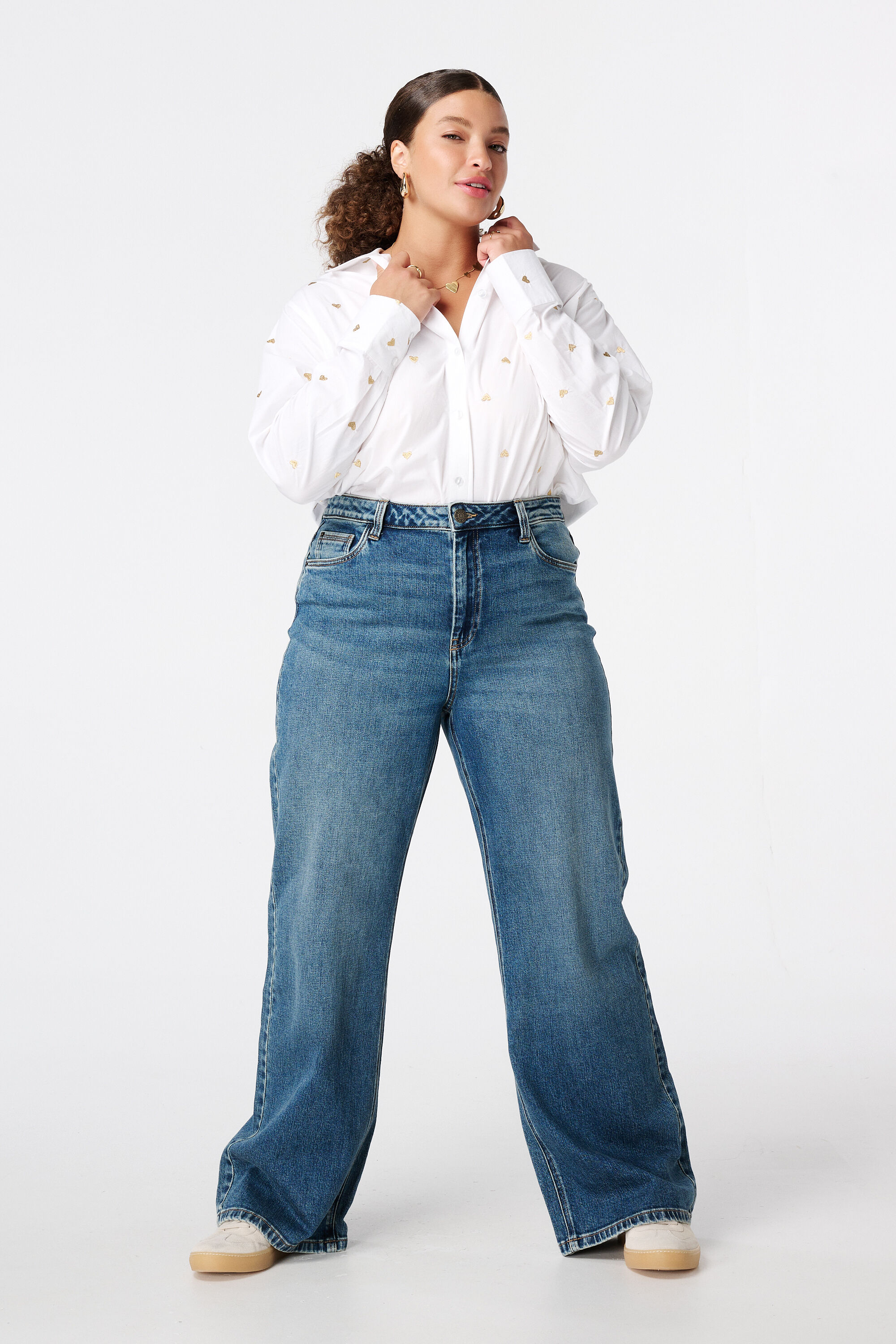 Chemisier avec c&oelig;urs brod&eacute;s image number 5