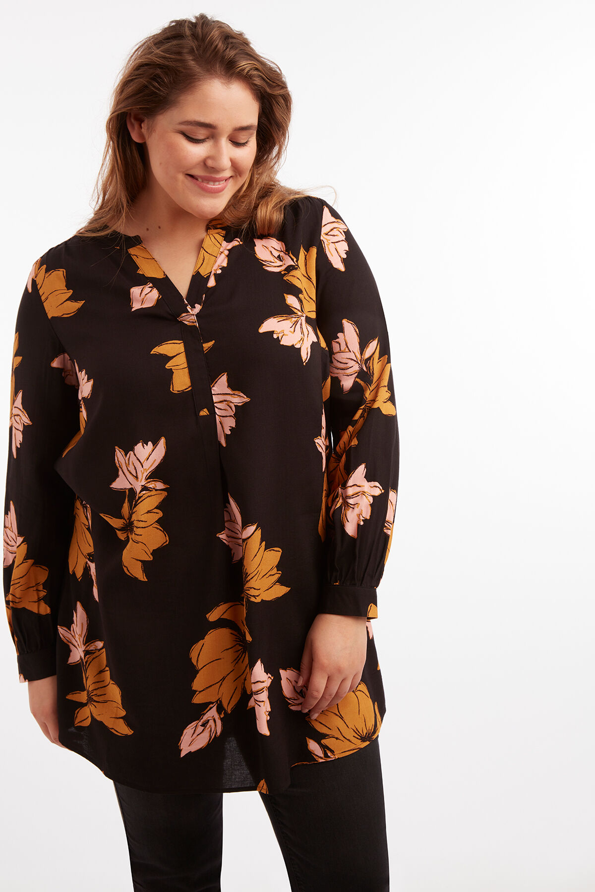 Chemisier tunique avec imprim&eacute; floral image number 5