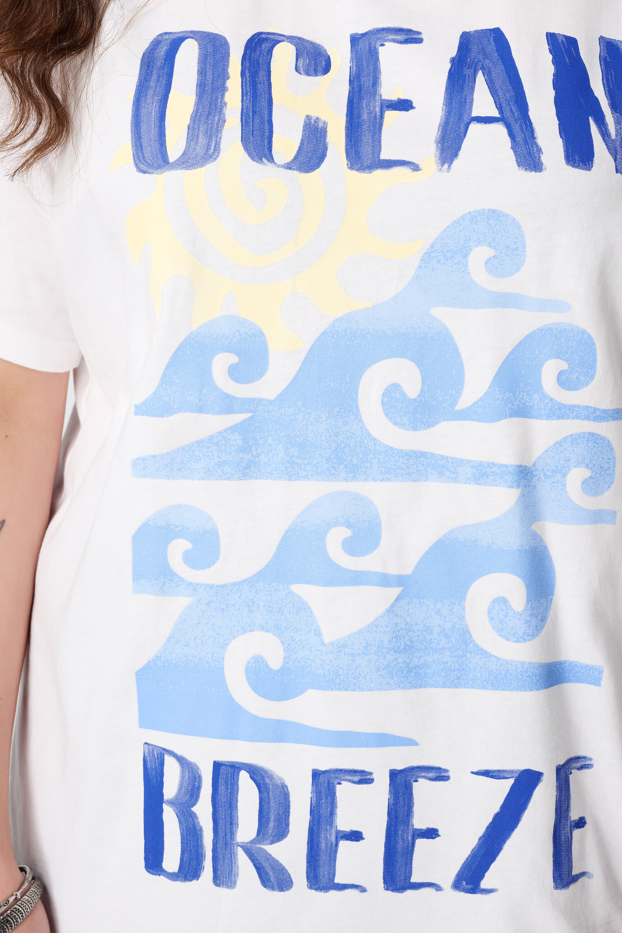 T-shirt avec imprim&eacute; image number 6