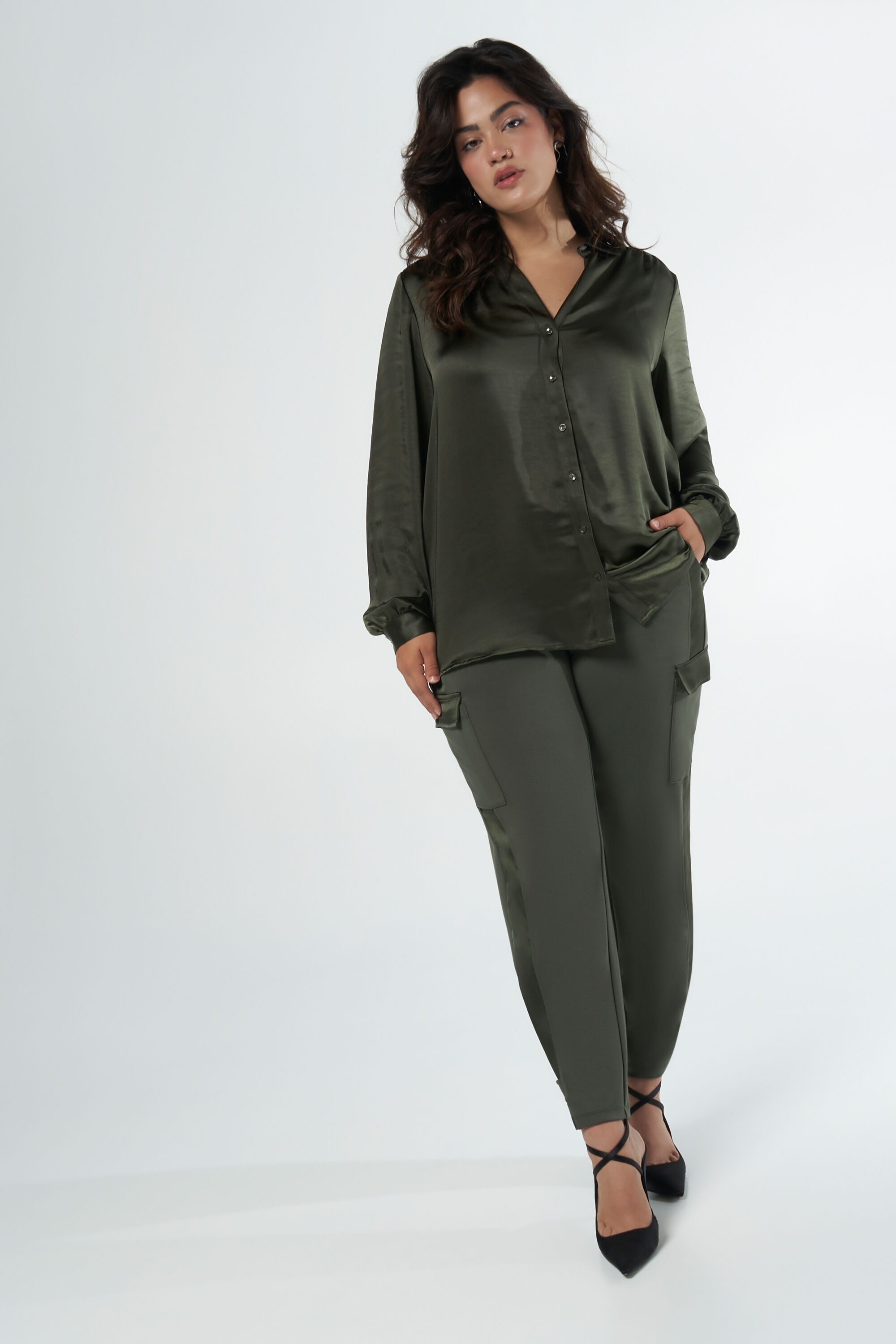 Chemisier avec aspect satin&eacute; image number 5