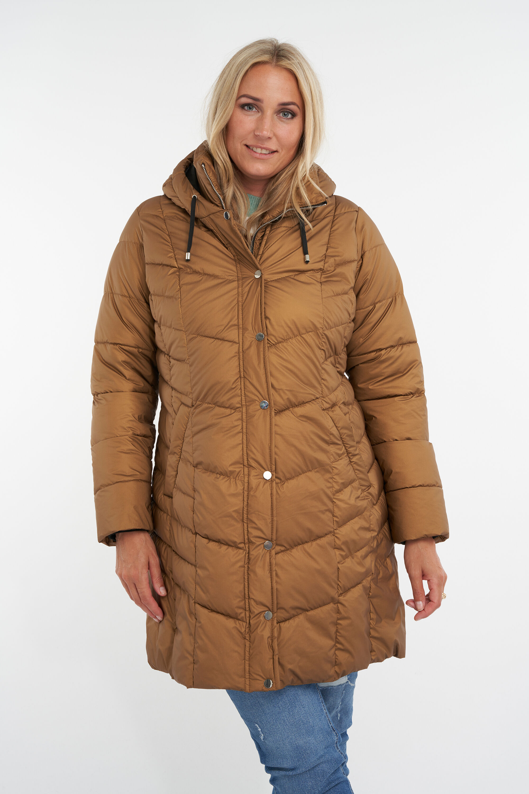 Veste rembourr&eacute;e &agrave; capuche  image number 5