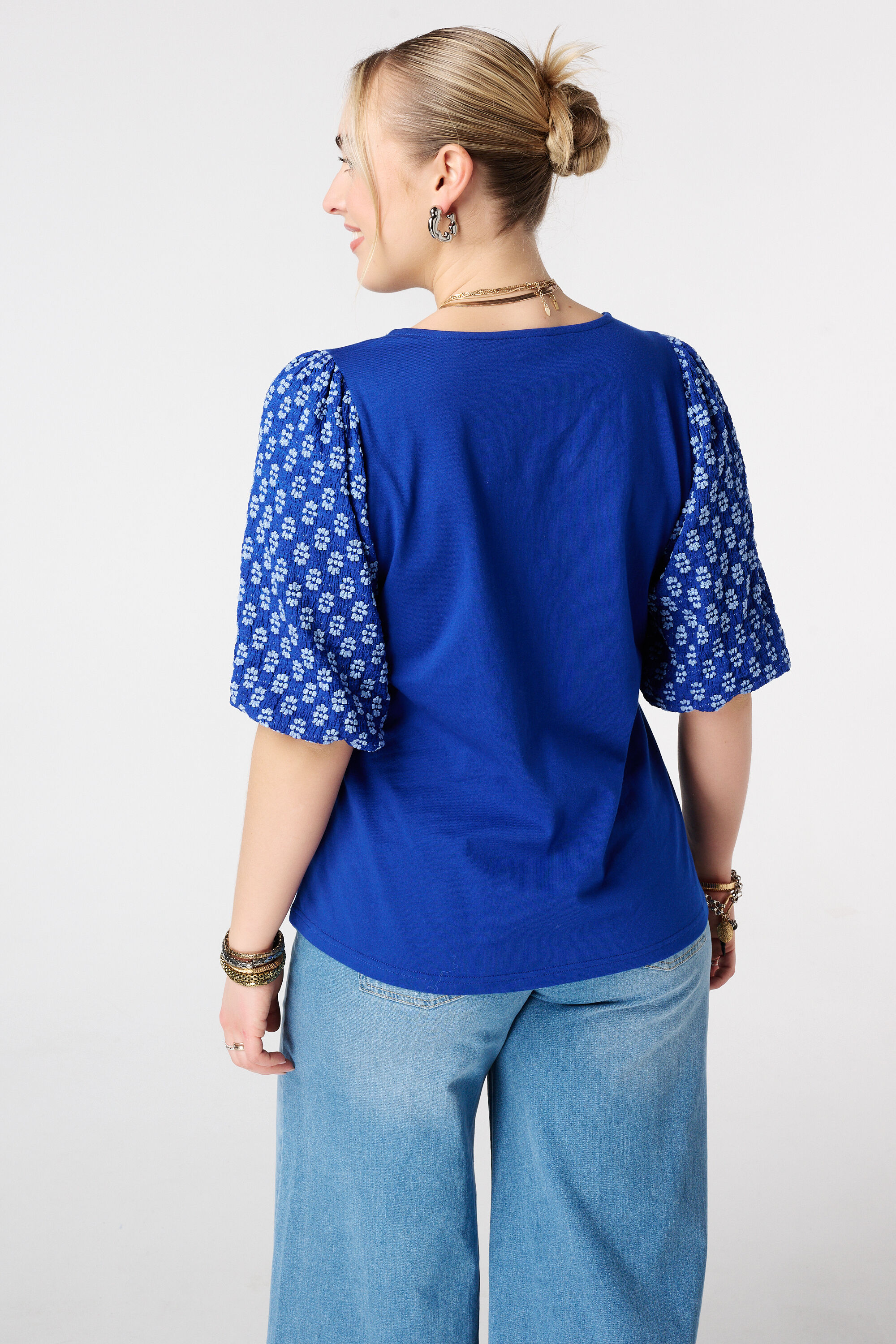 Top &agrave; manches bouffantes image number 3