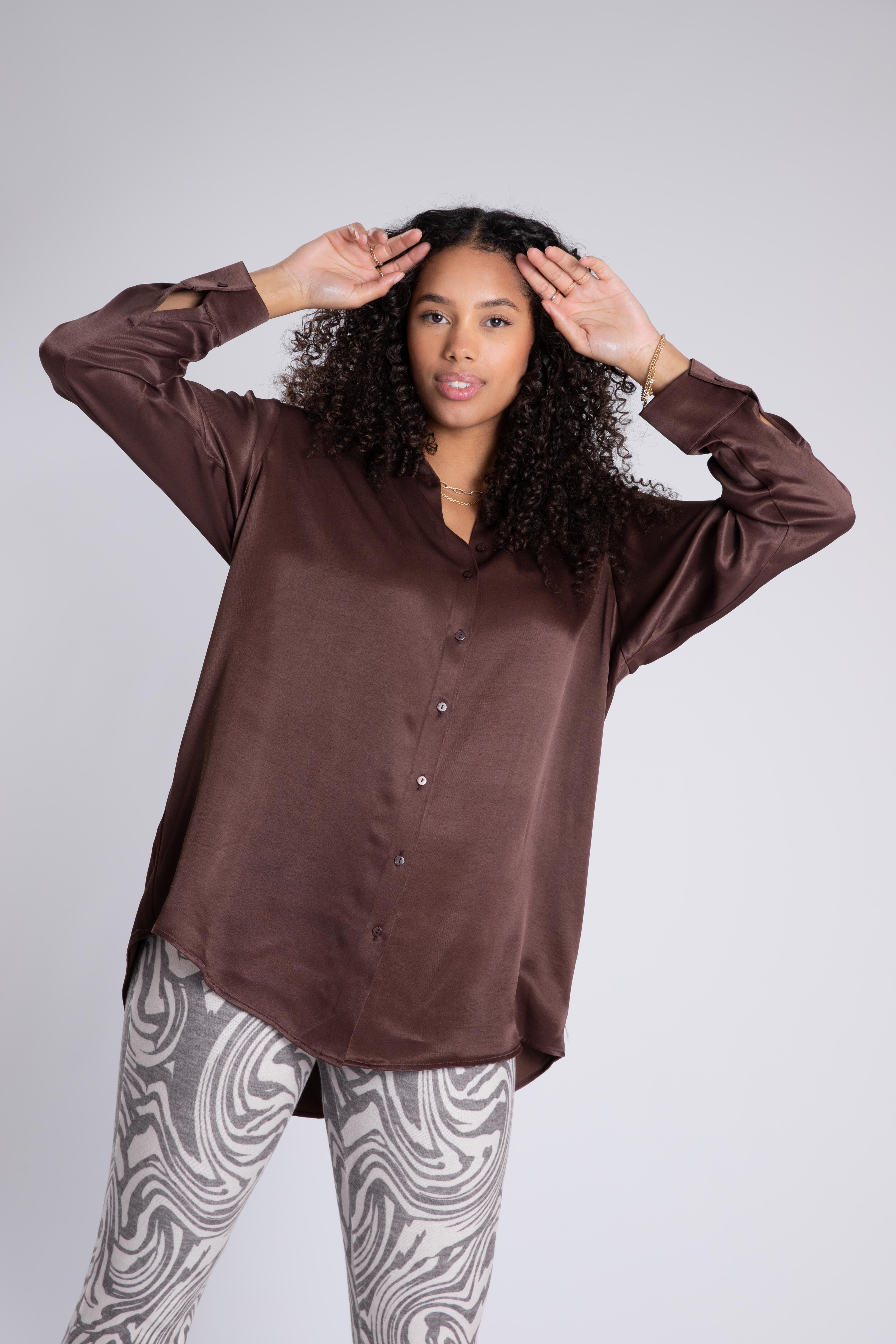 Chemisier en satin  image number 7