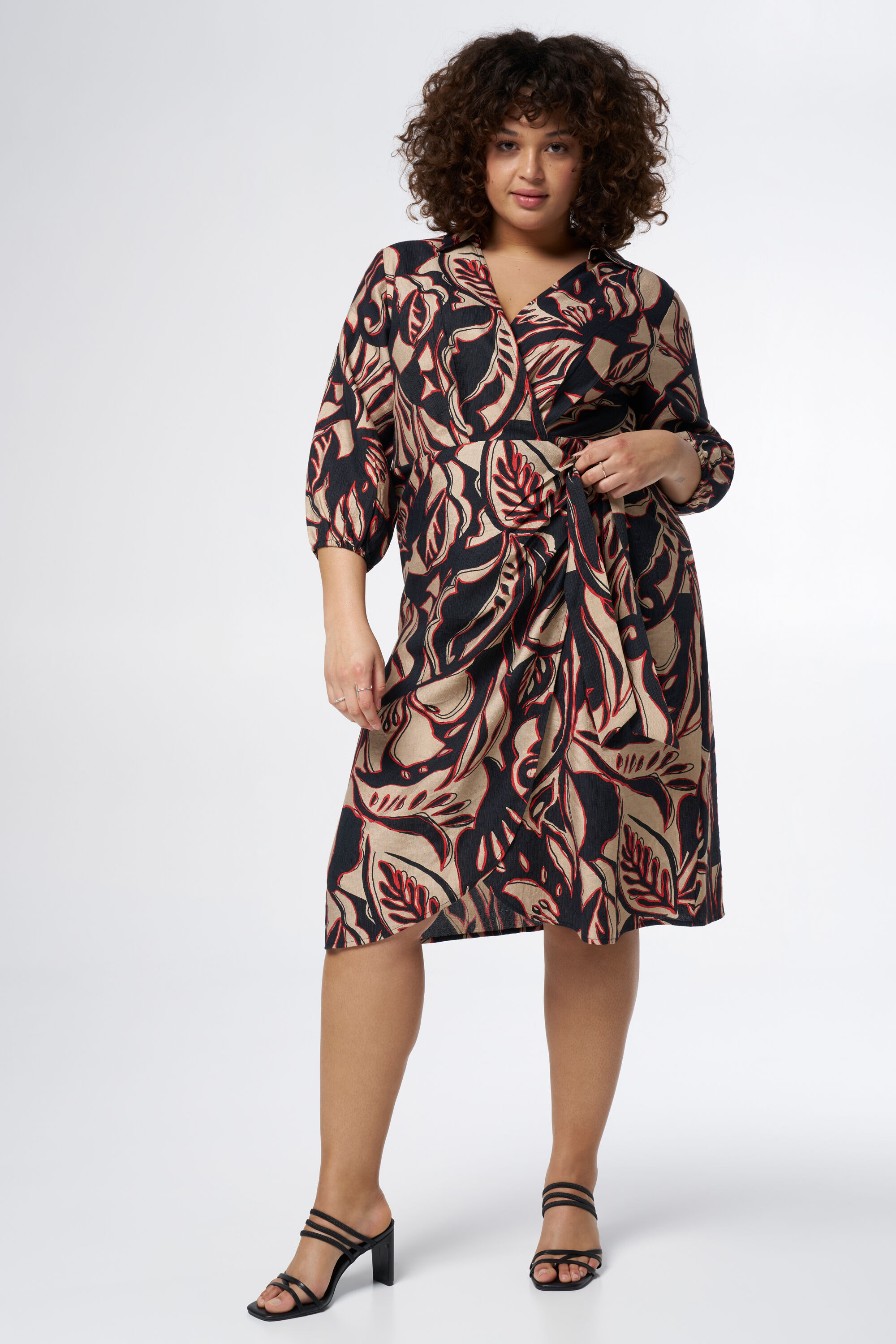 Robe avec col et &agrave; imprim&eacute; image number 6