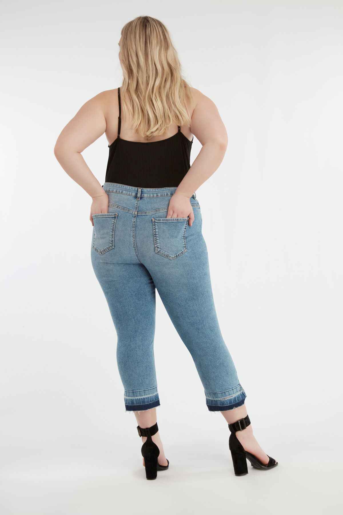 Jean coupe droite 7/8&egrave;me image number 4