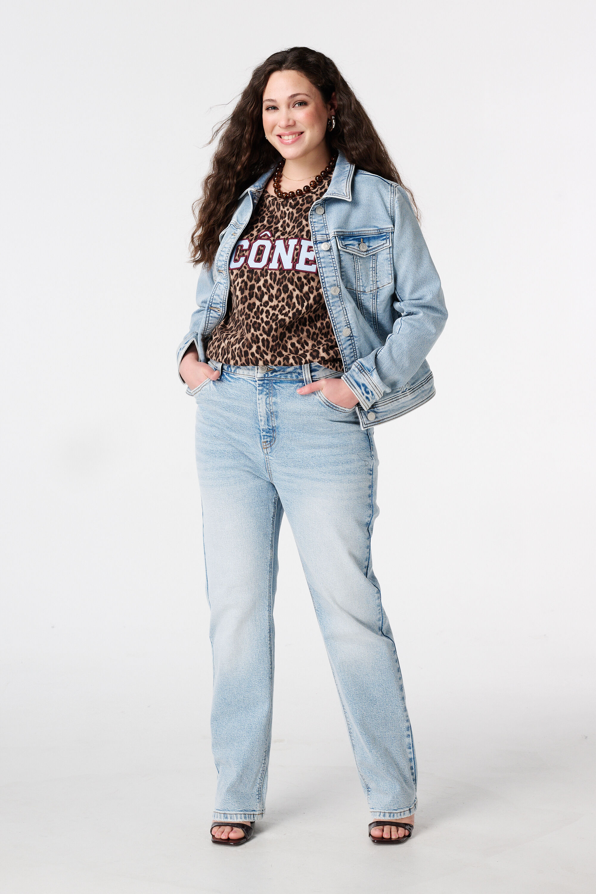 Jean straight leg &agrave; taille mi-haute