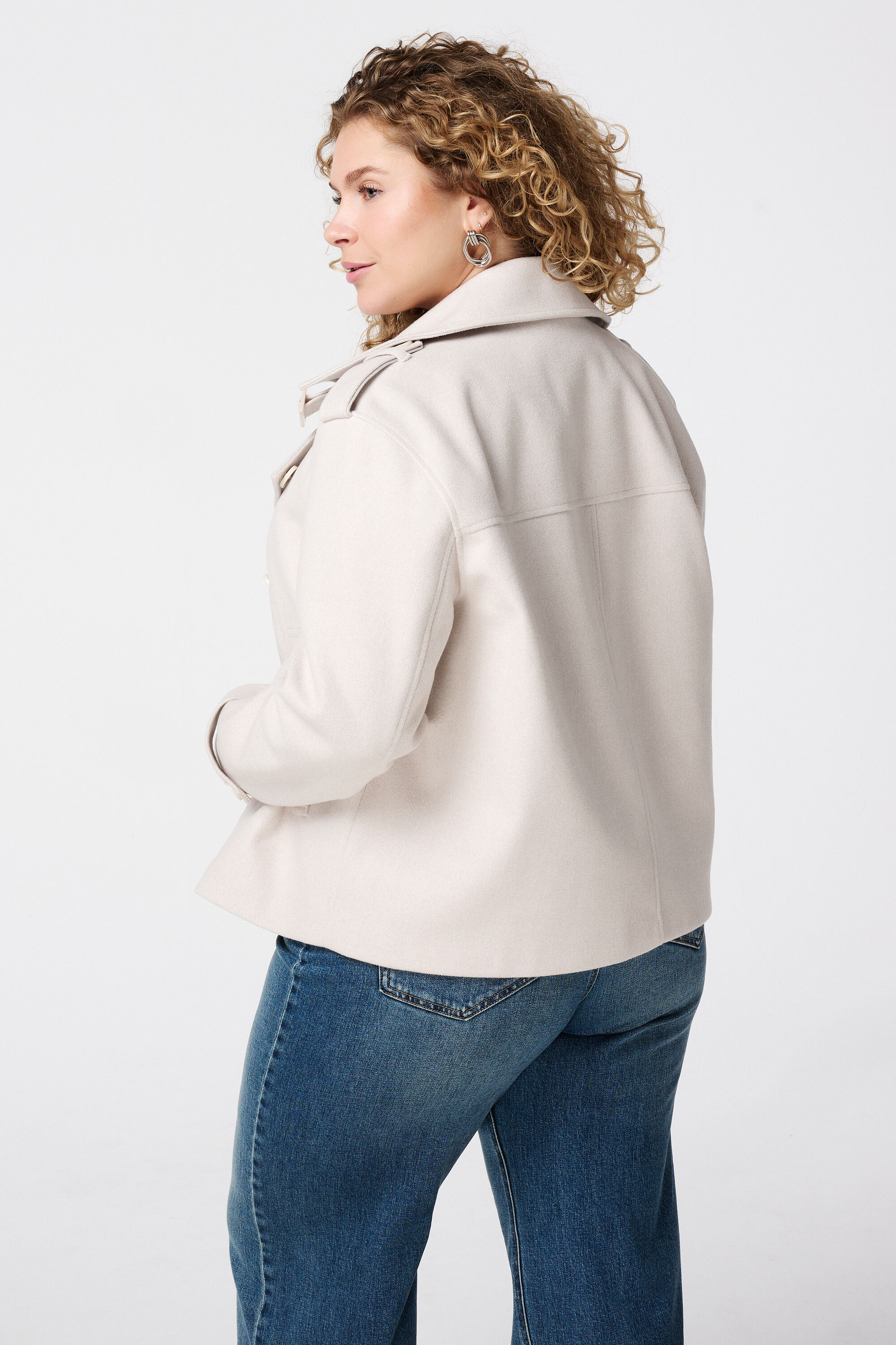 Veste courte &agrave; double boutonnage image number 3