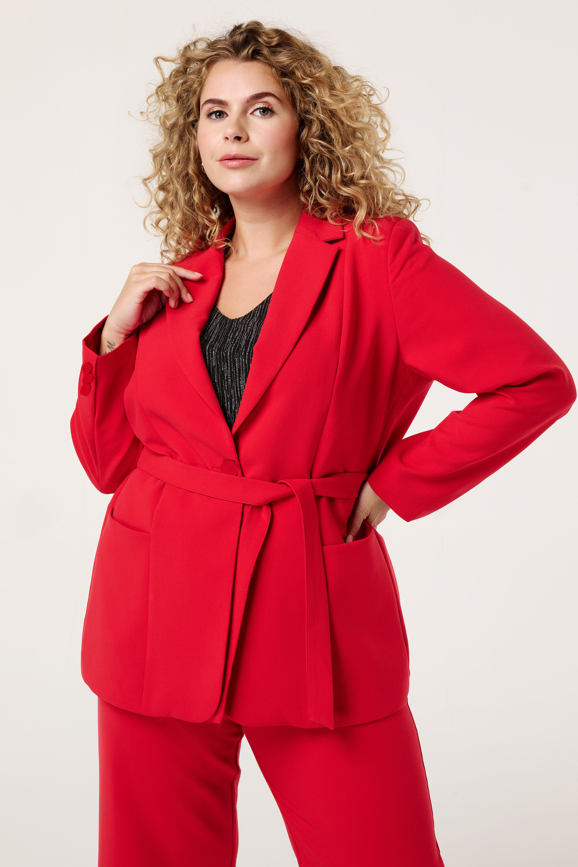 Blazer avec ceinture image number 6