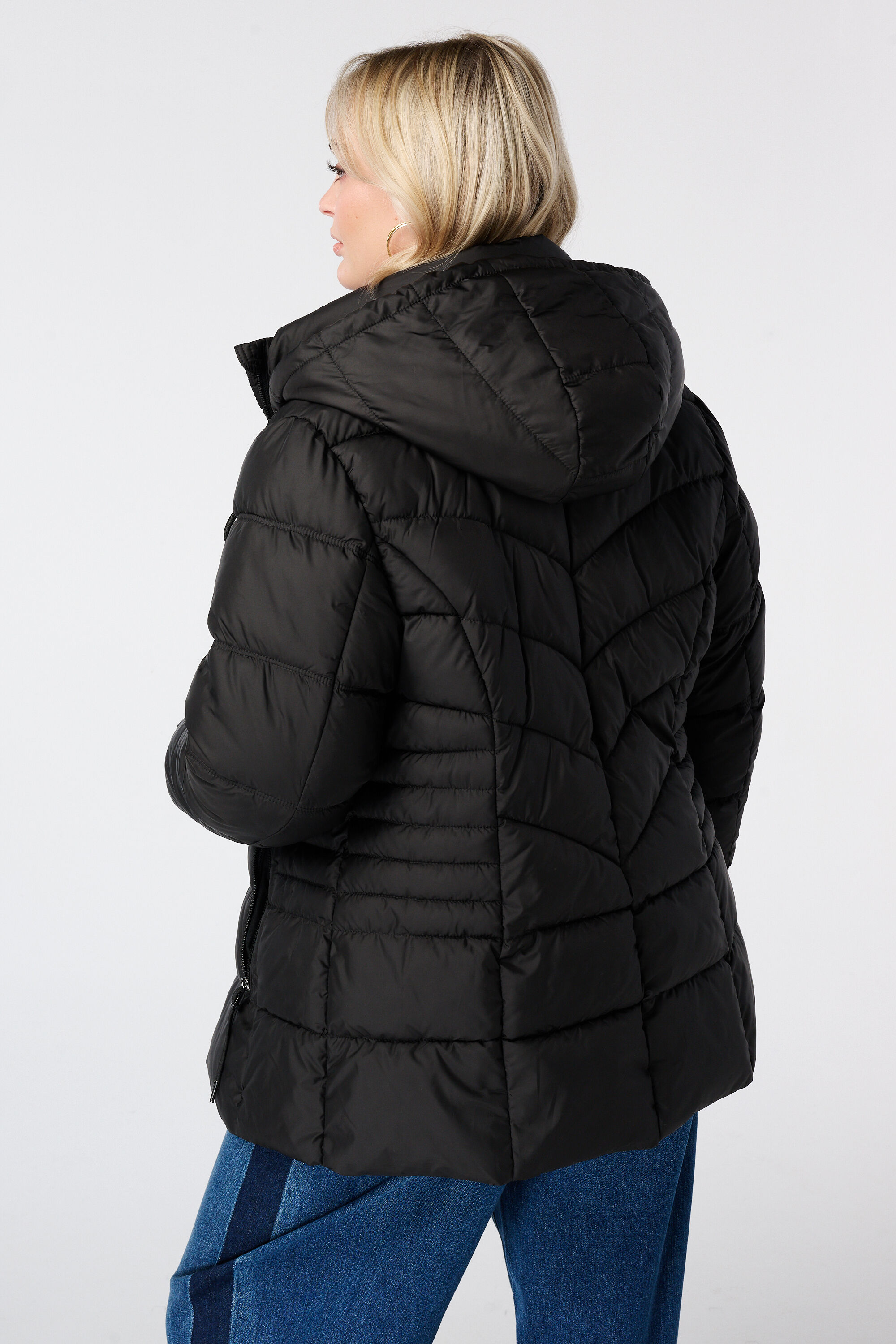 Veste matelass&eacute;e avec capuche image number 3