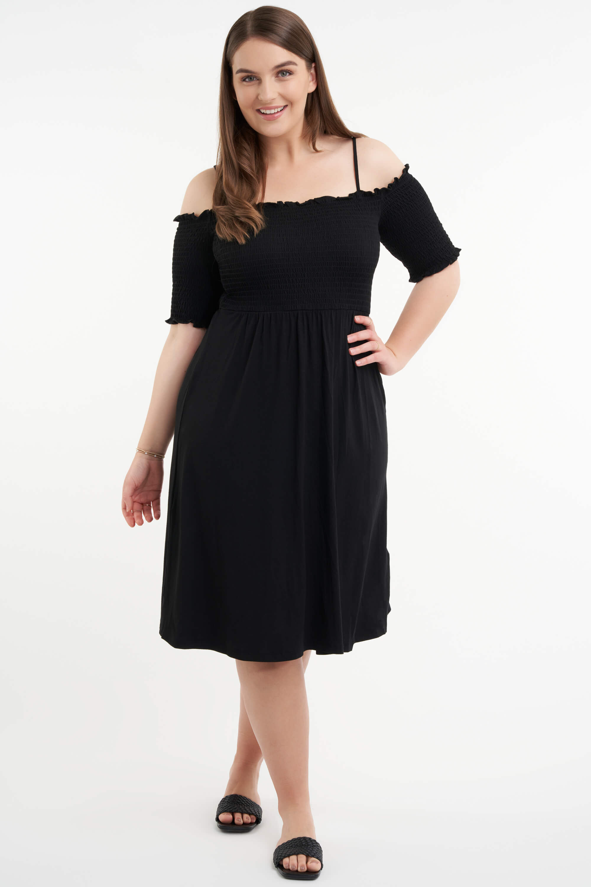 Robe &agrave; &eacute;paules d&eacute;nud&eacute;es image number 6