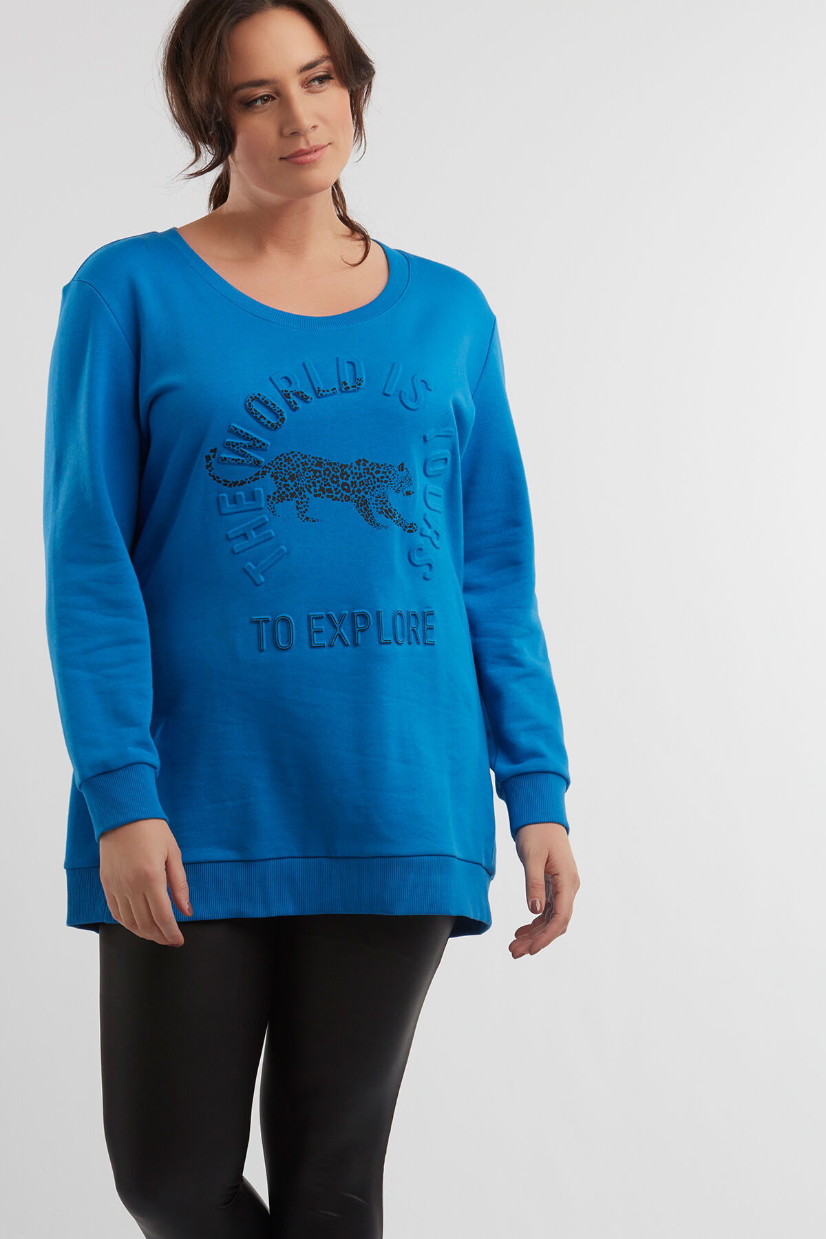 Long sweat-shirt avec motif en relief image number 3