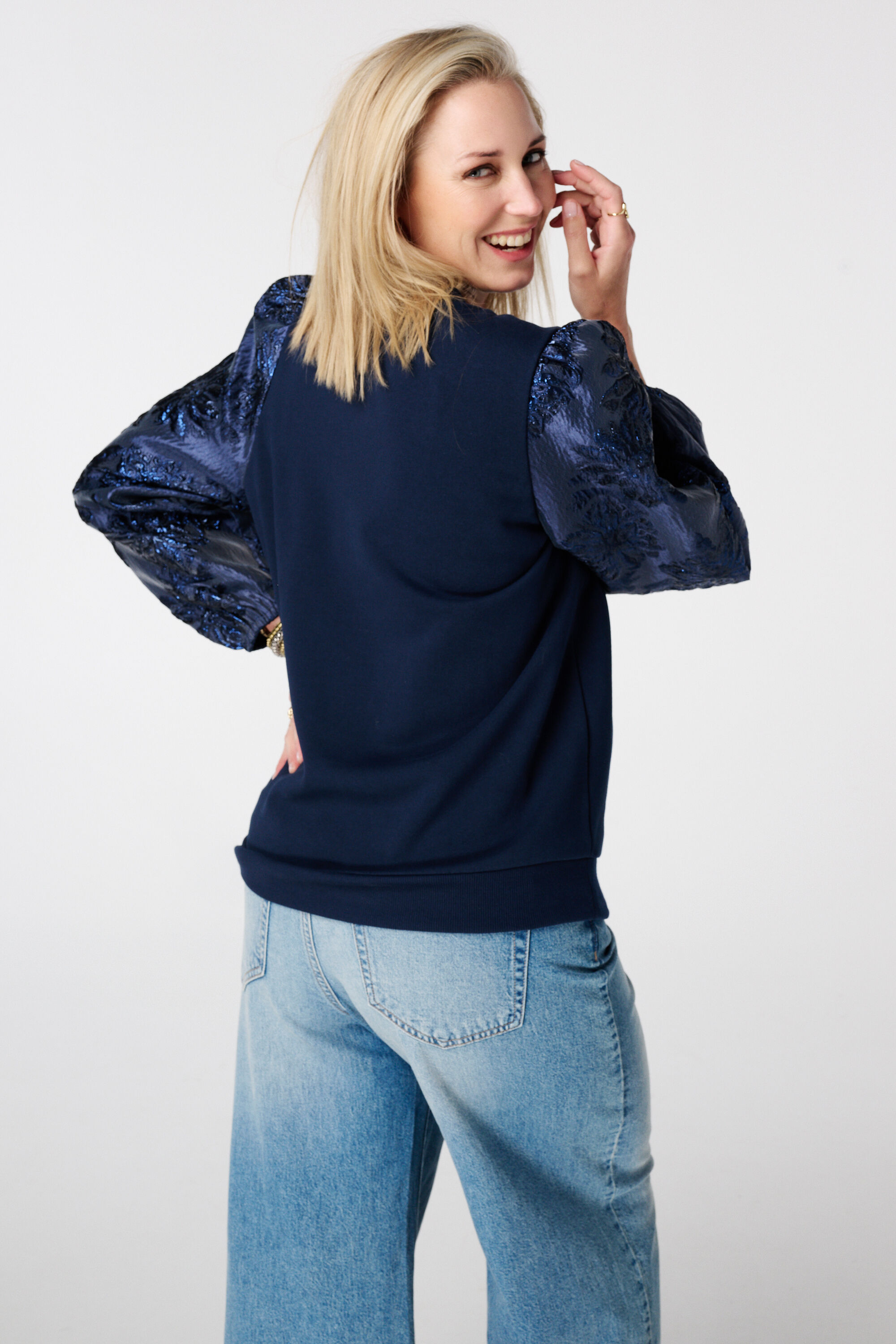 Sweat &agrave; manches jacquard image number 3