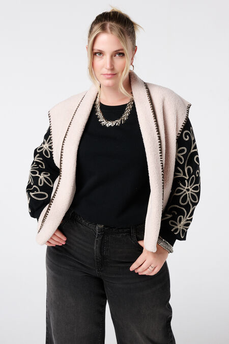 Gilet Teddy avec surpiqûres décoratives Gilet Teddy avec surpiqûres décoratives