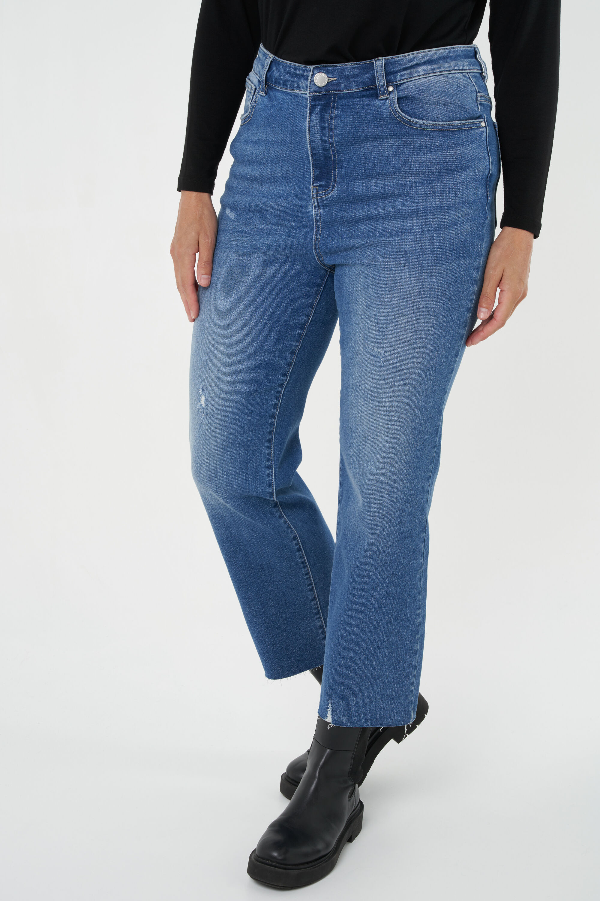 Jean avec d&eacute;chirures image number 6