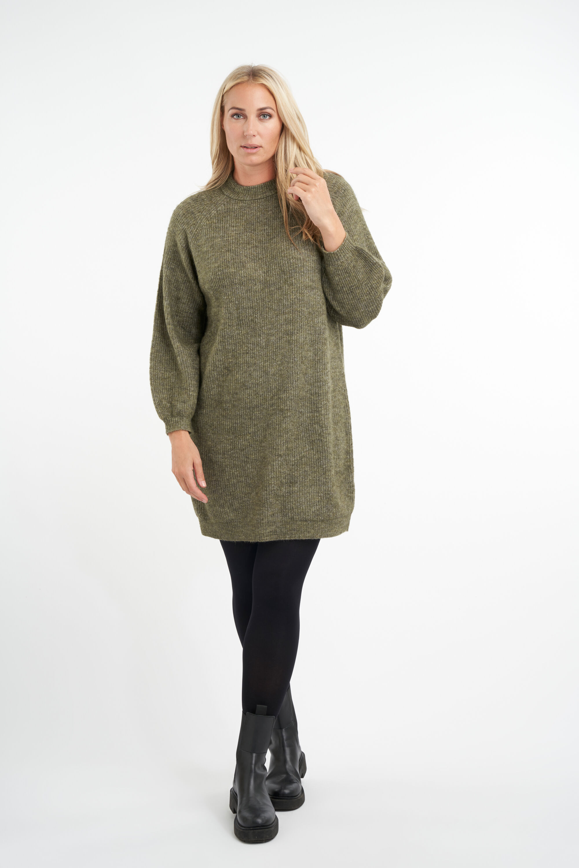 Pull long en maille image number 6