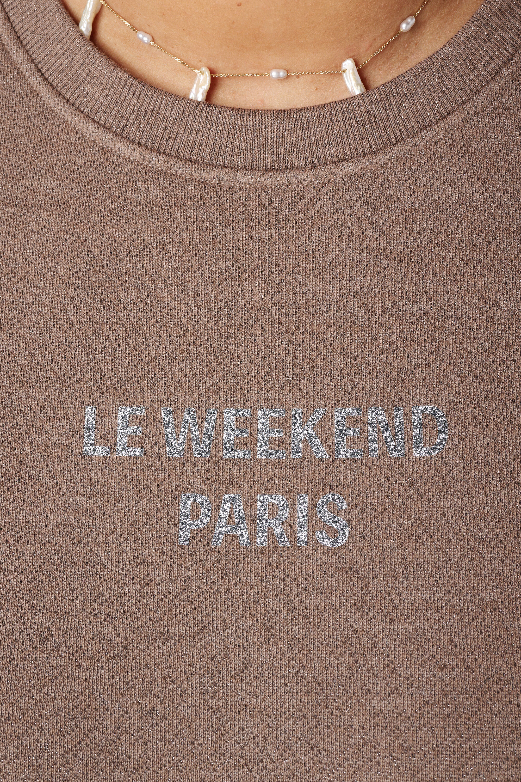 Sweat-shirt avec texte en lurex et paillettes image number 6