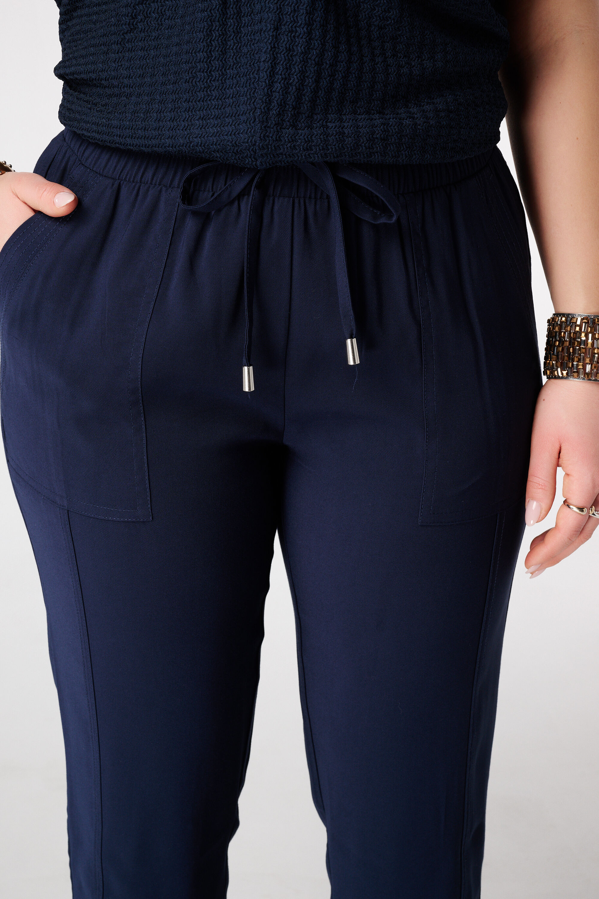 Pantalon &agrave; taille &eacute;lastique image number 4