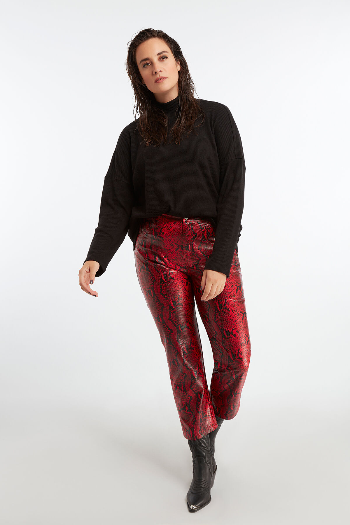 Pantalon avec imprim&eacute; de serpent image number 3