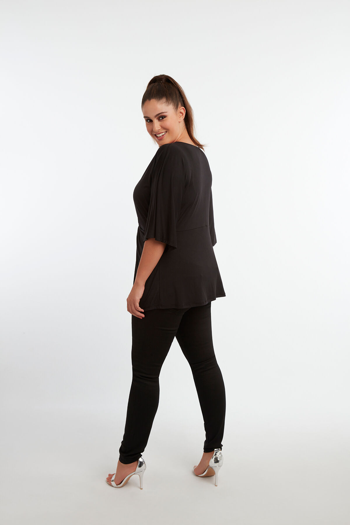 Haut col en V image number 4