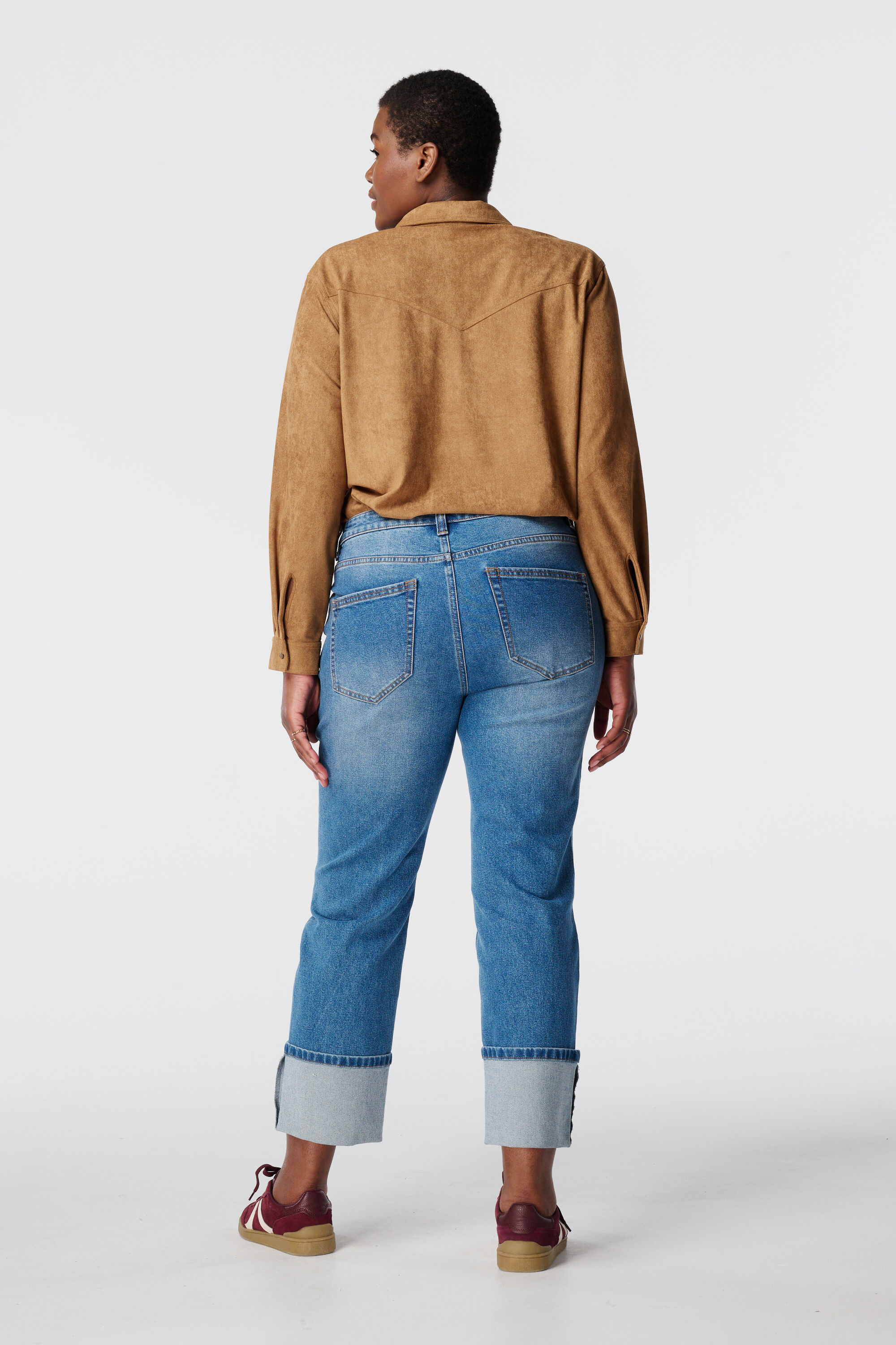 Jean droit avec d&eacute;tail enveloppant image number 3