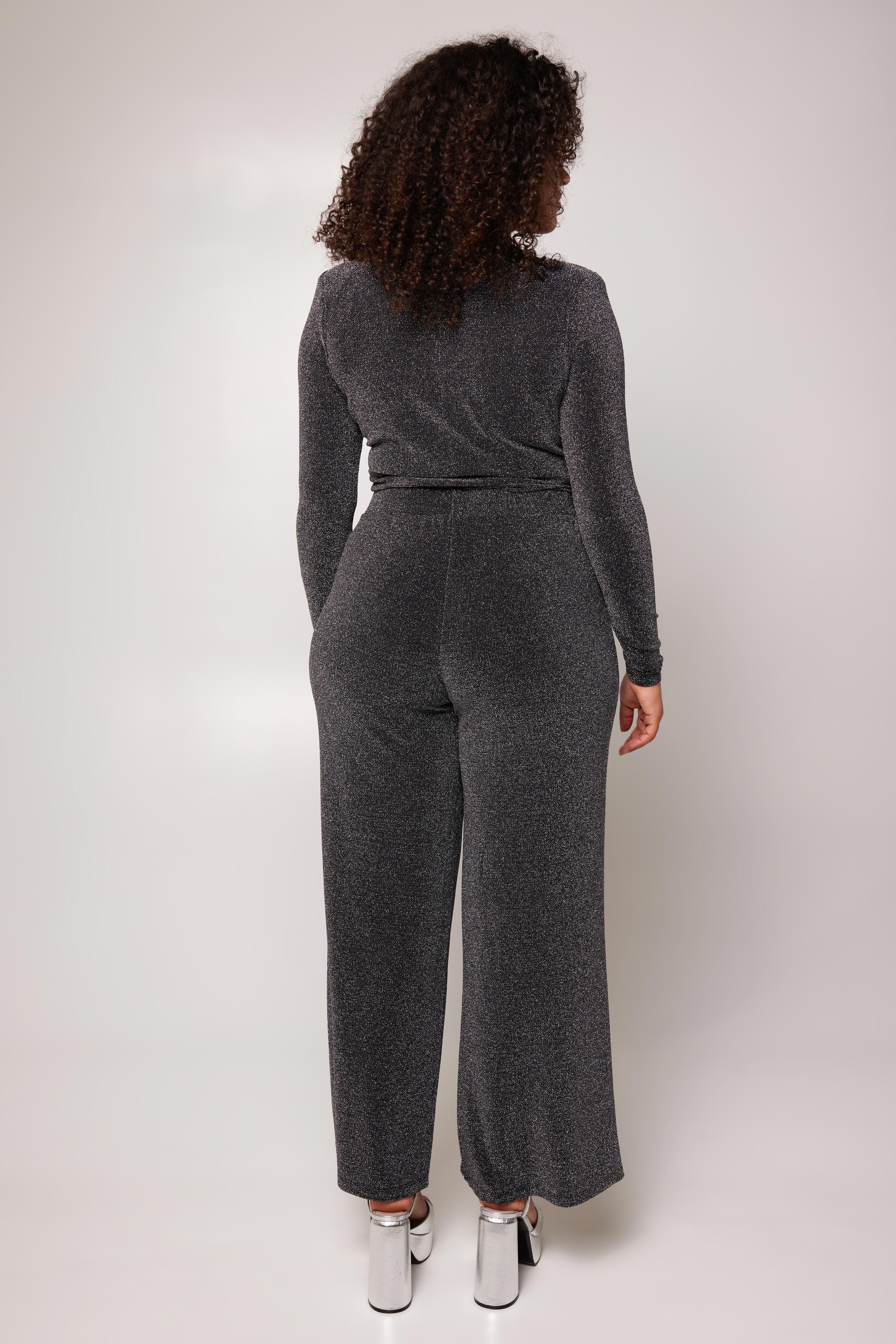 Pantalon &agrave; paillettes image number 4