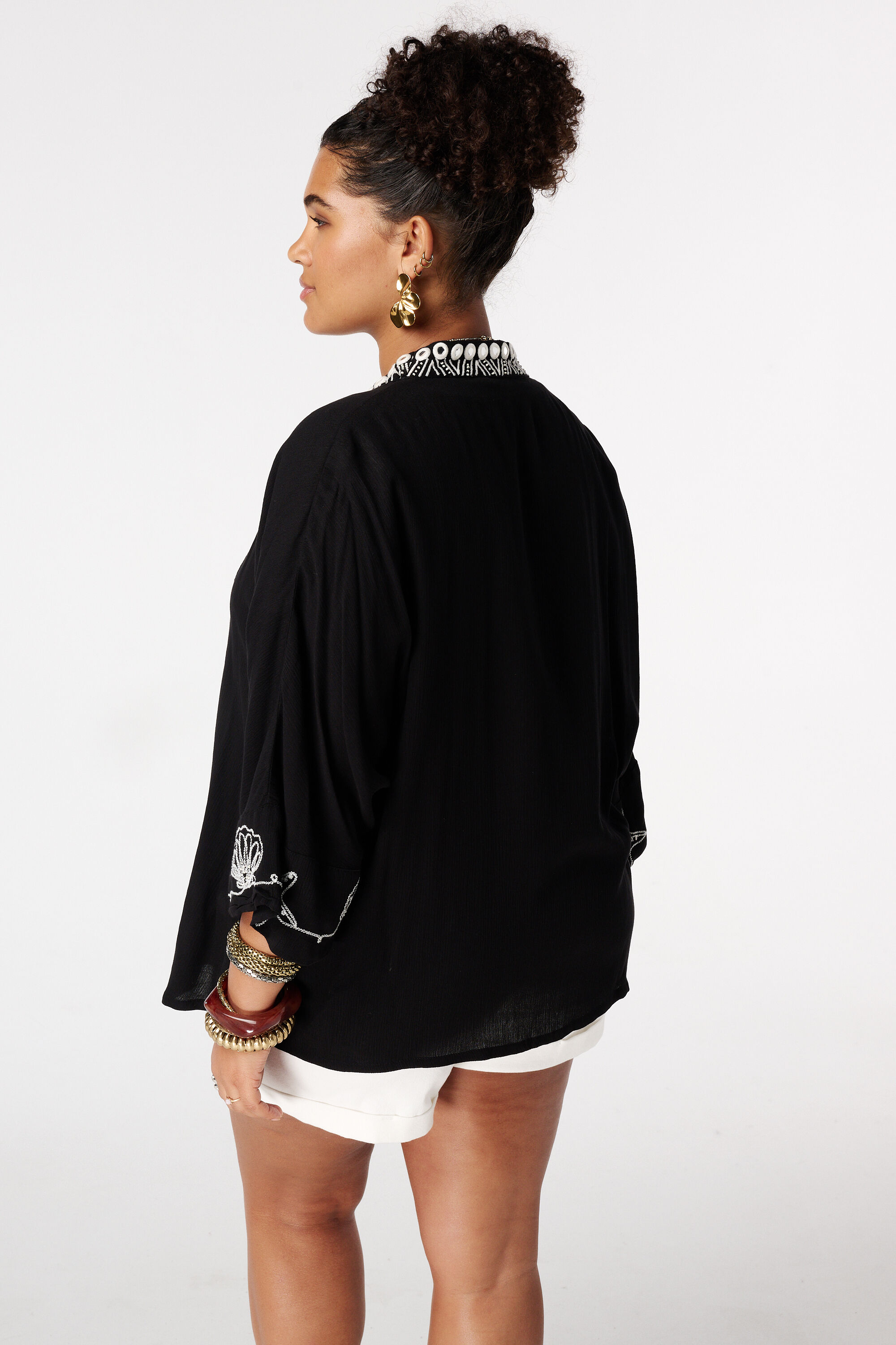 Kimono avec broderie image number 3