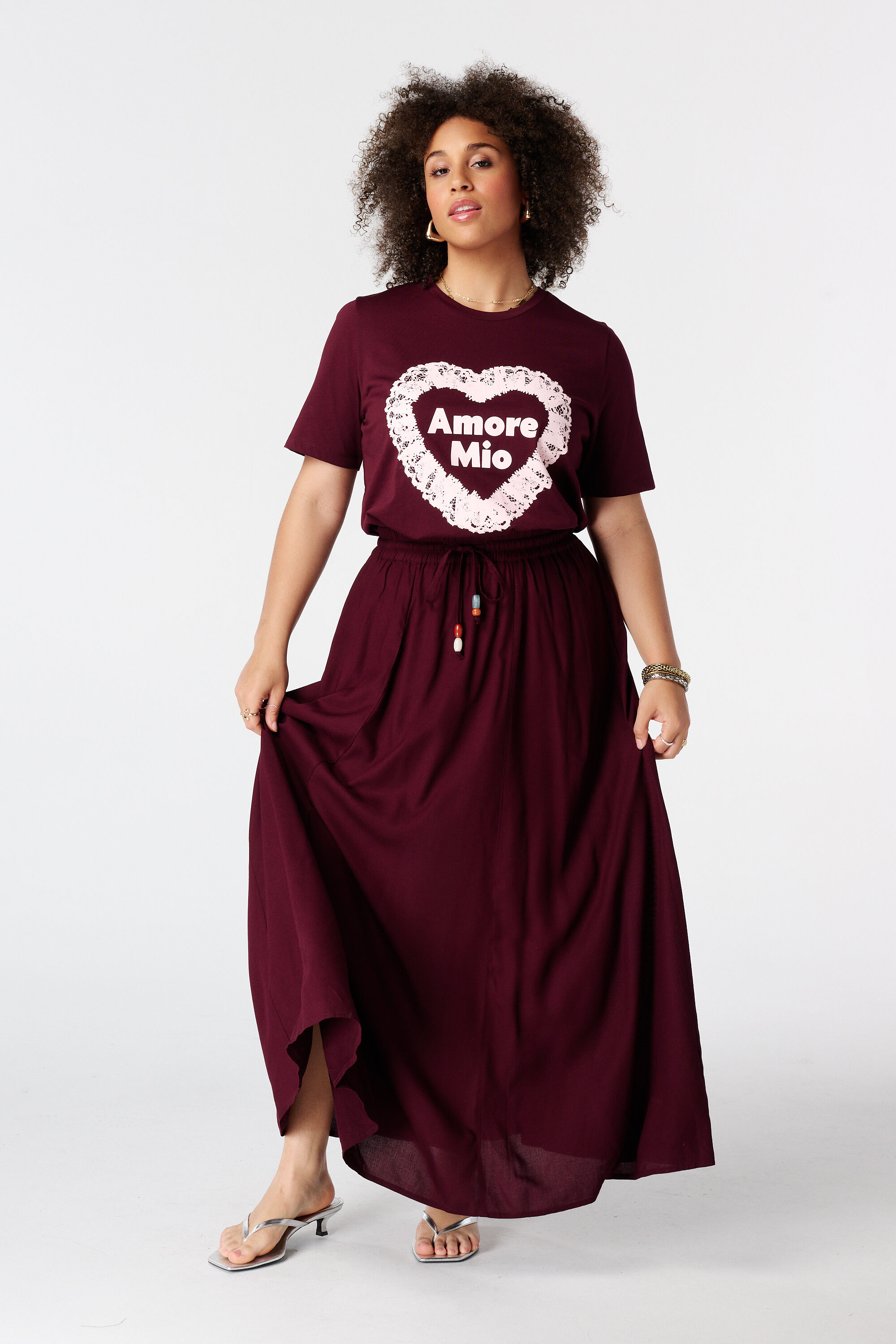 T shirt avec illustration en dentelle image number 5