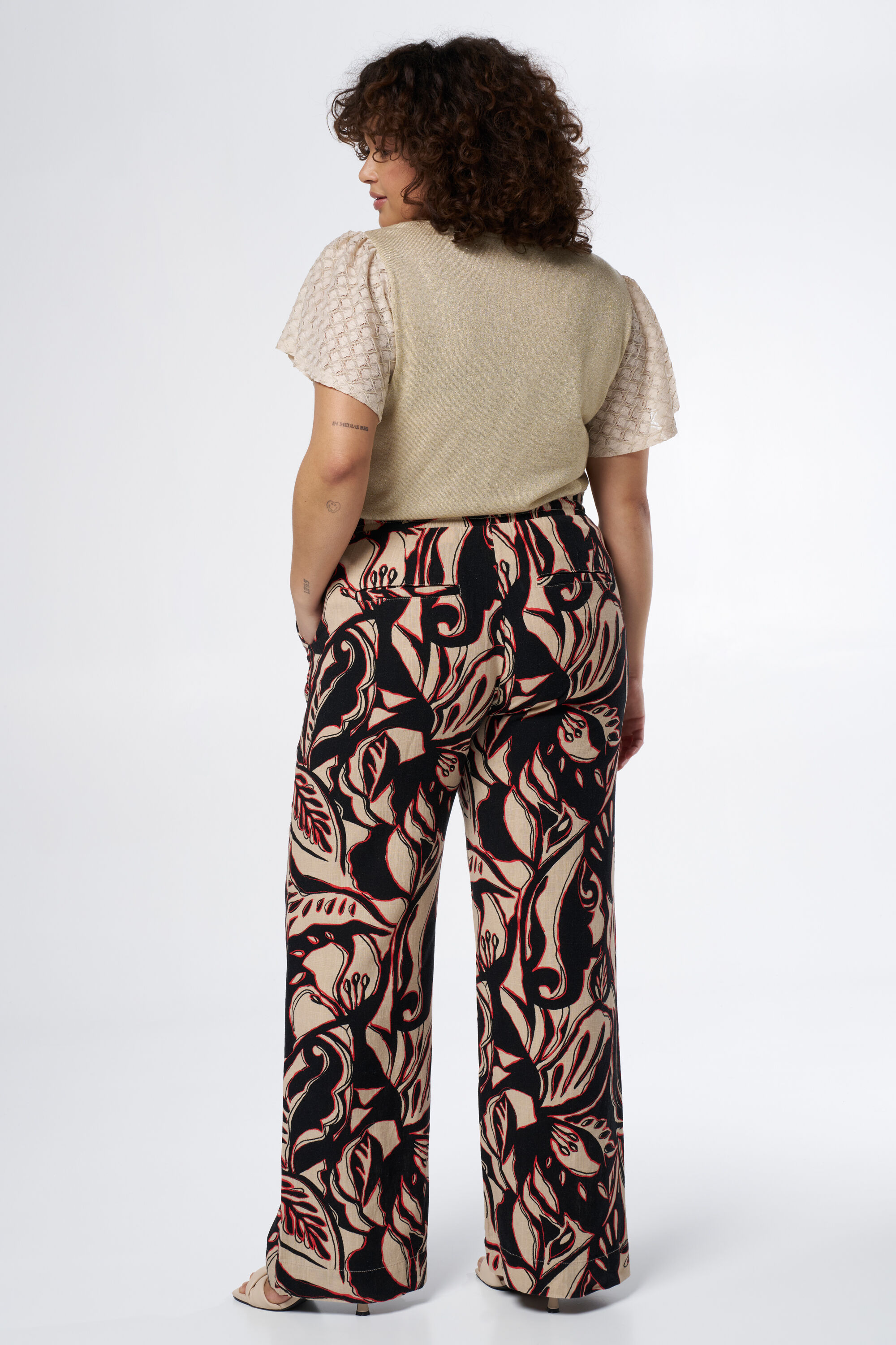 Pantalon en lin avec taille extensible et imprim&eacute;. image number 3