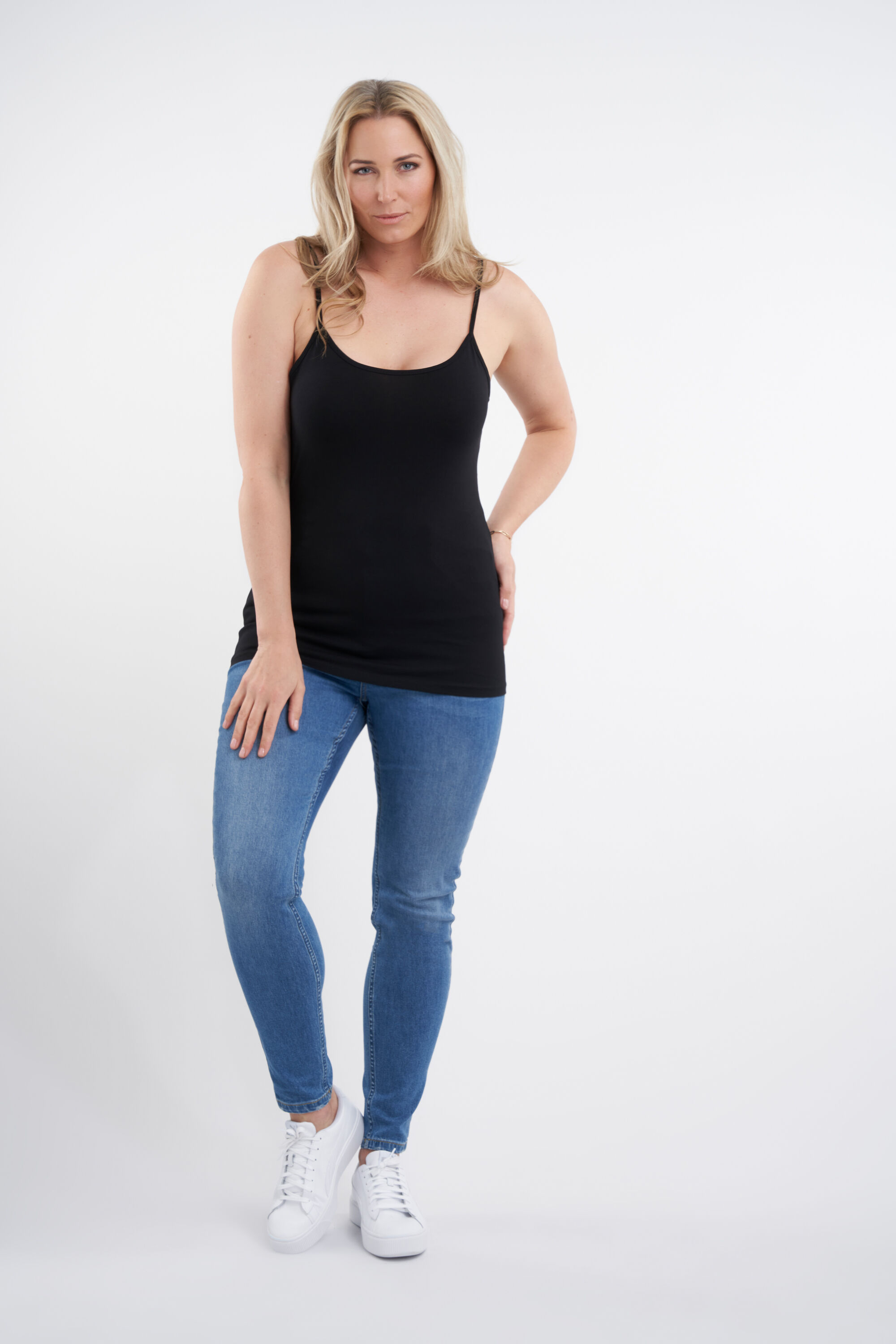  2 D&eacute;bardeur en coton avec bretelles spaghetti image number 5