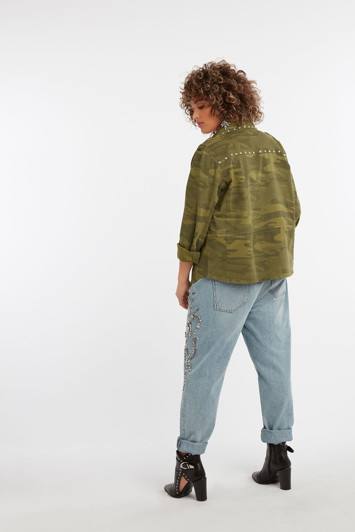 Jeans boyfriend avec strass image number 5