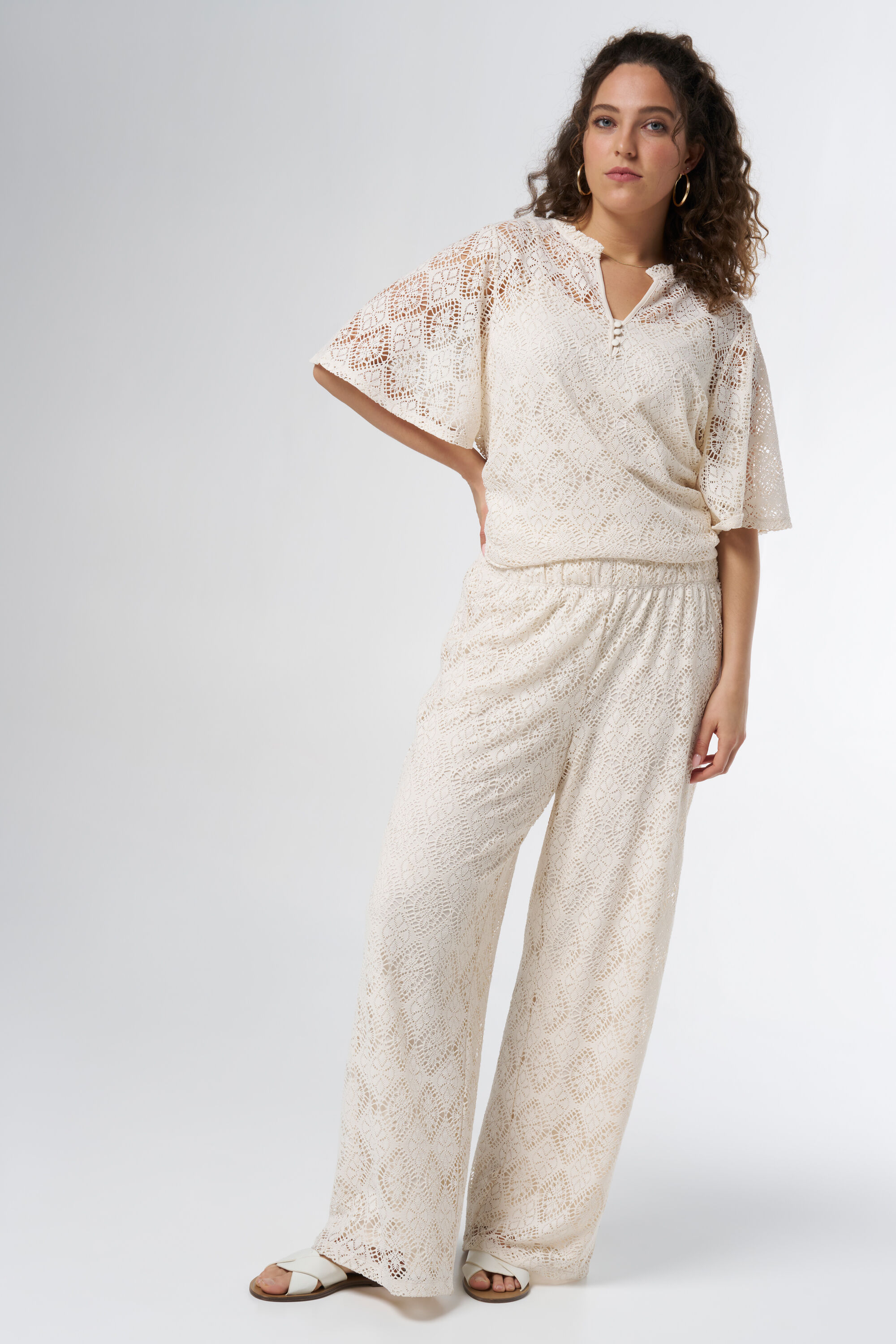 Pantalon en crochet image number 6