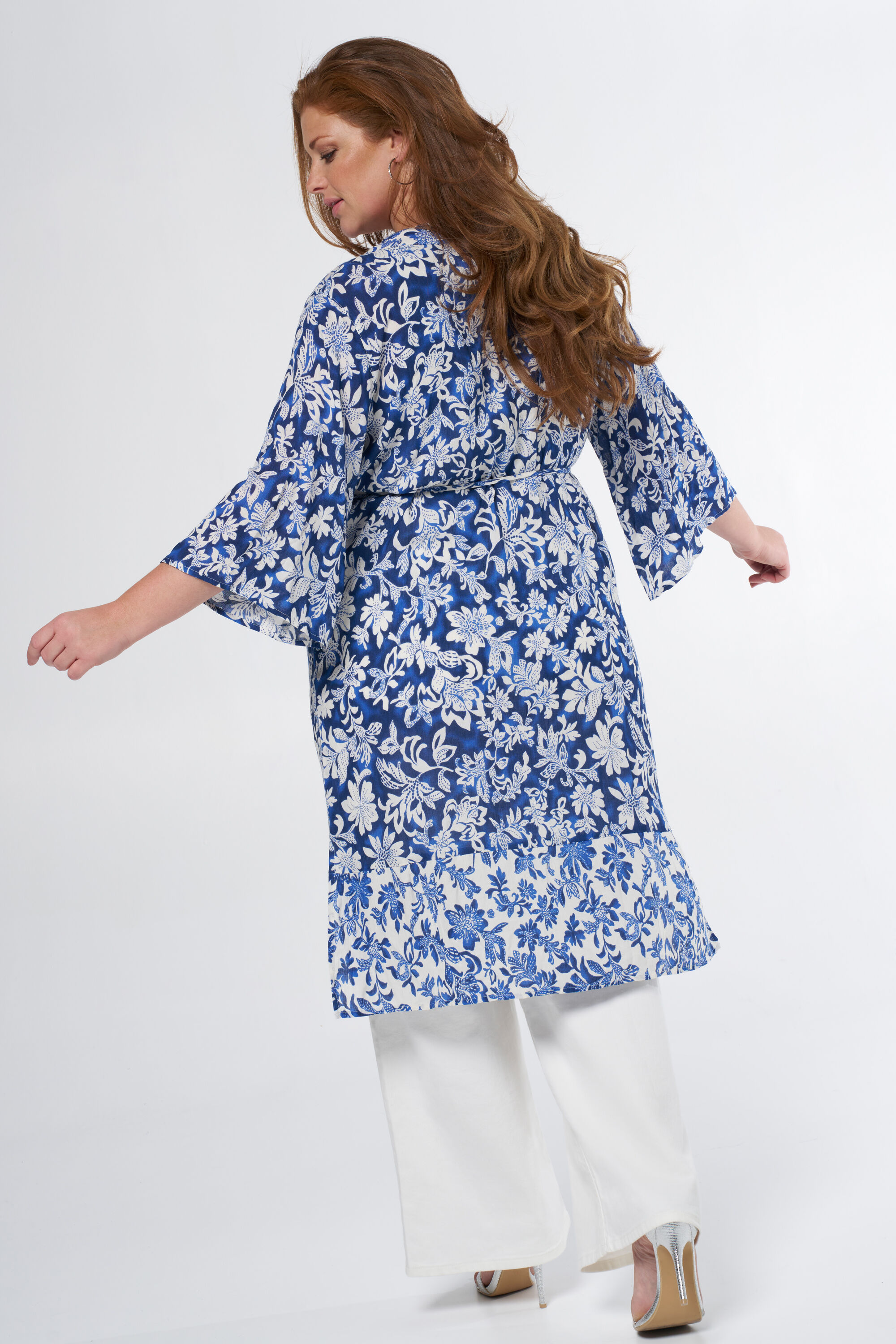 Kimono &agrave; imprim&eacute; image number 3