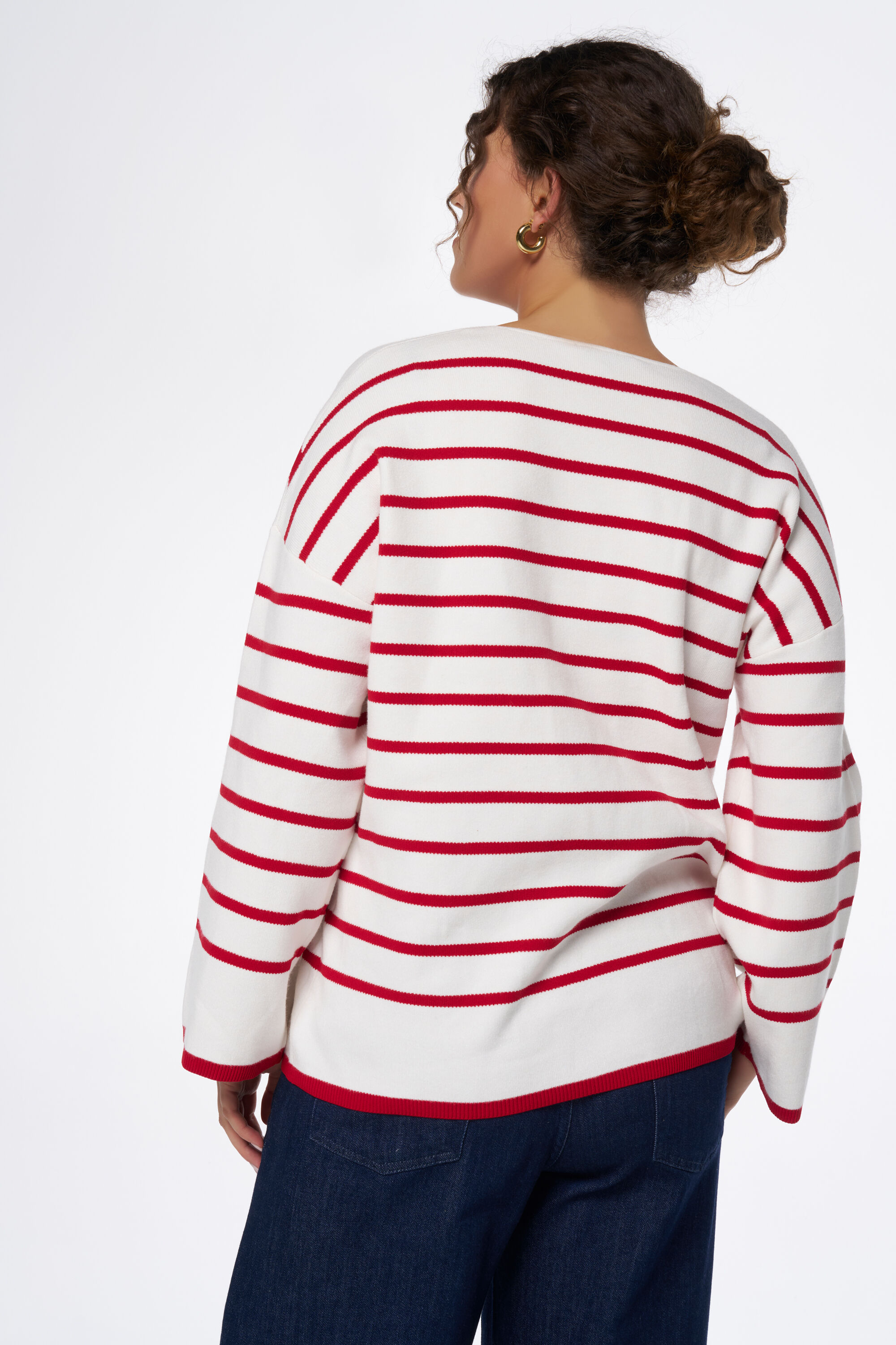 Pull avec col en V  image number 3