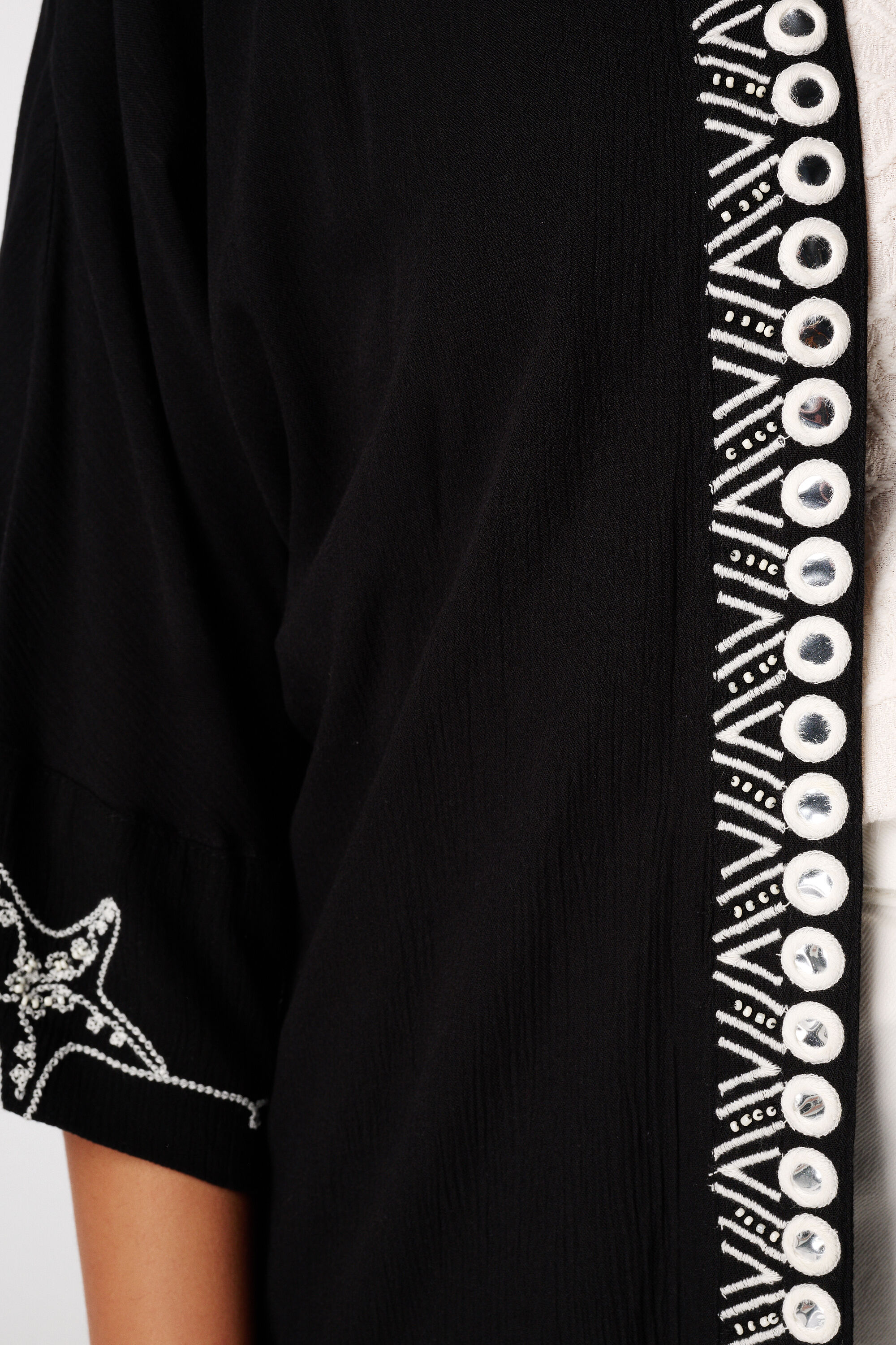 Kimono avec broderie image number 6