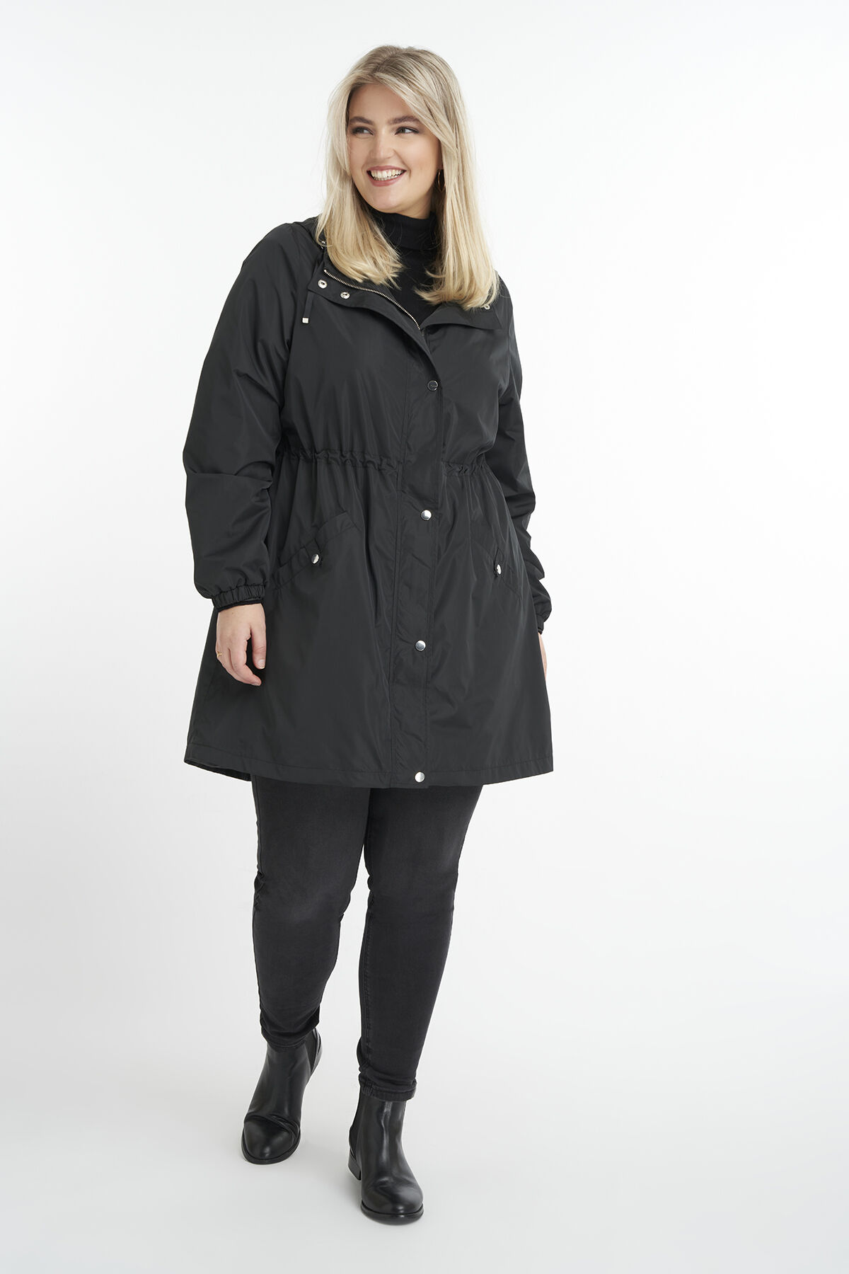 Veste &agrave; capuche image number 5