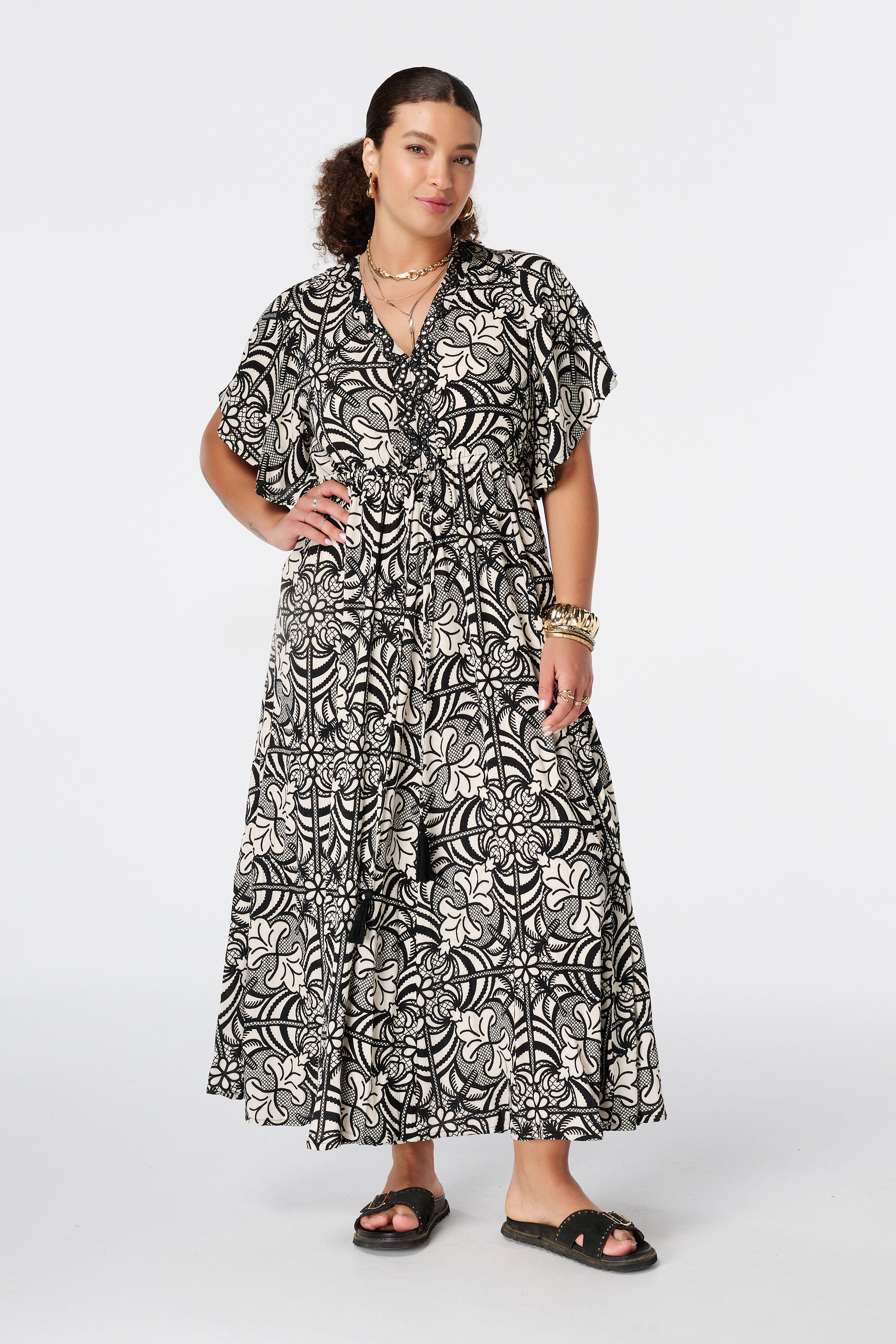 Robe maxi &agrave; manches papillon image number 0