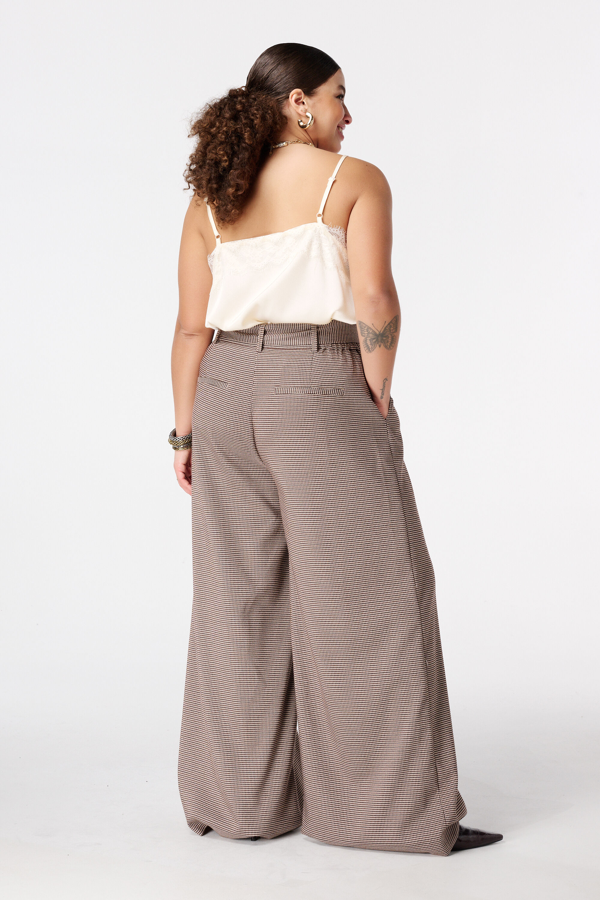 Pantalon large avec ceinture image number 3