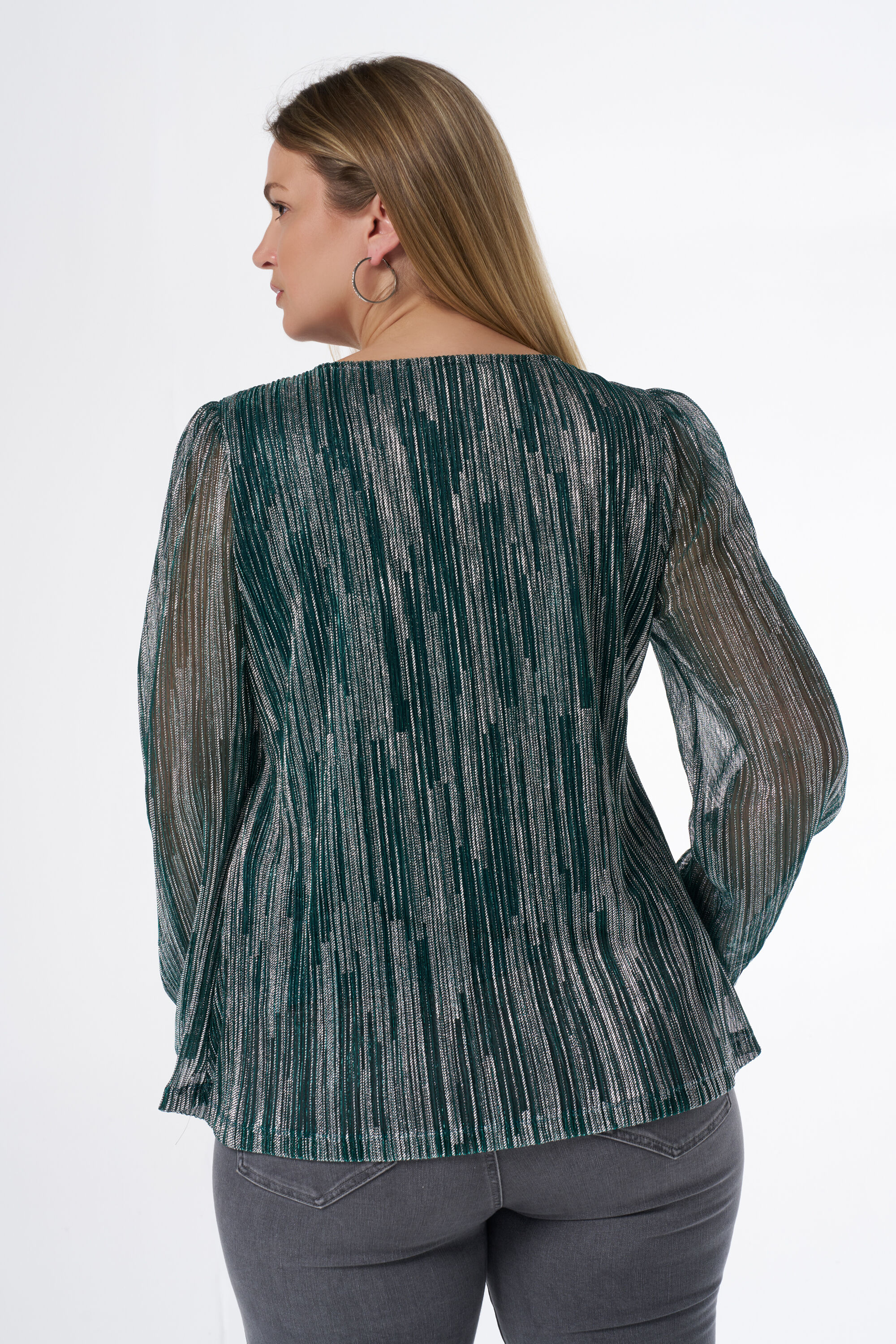 Top m&eacute;tallique avec d&eacute;tails torsad&eacute;s image number 3