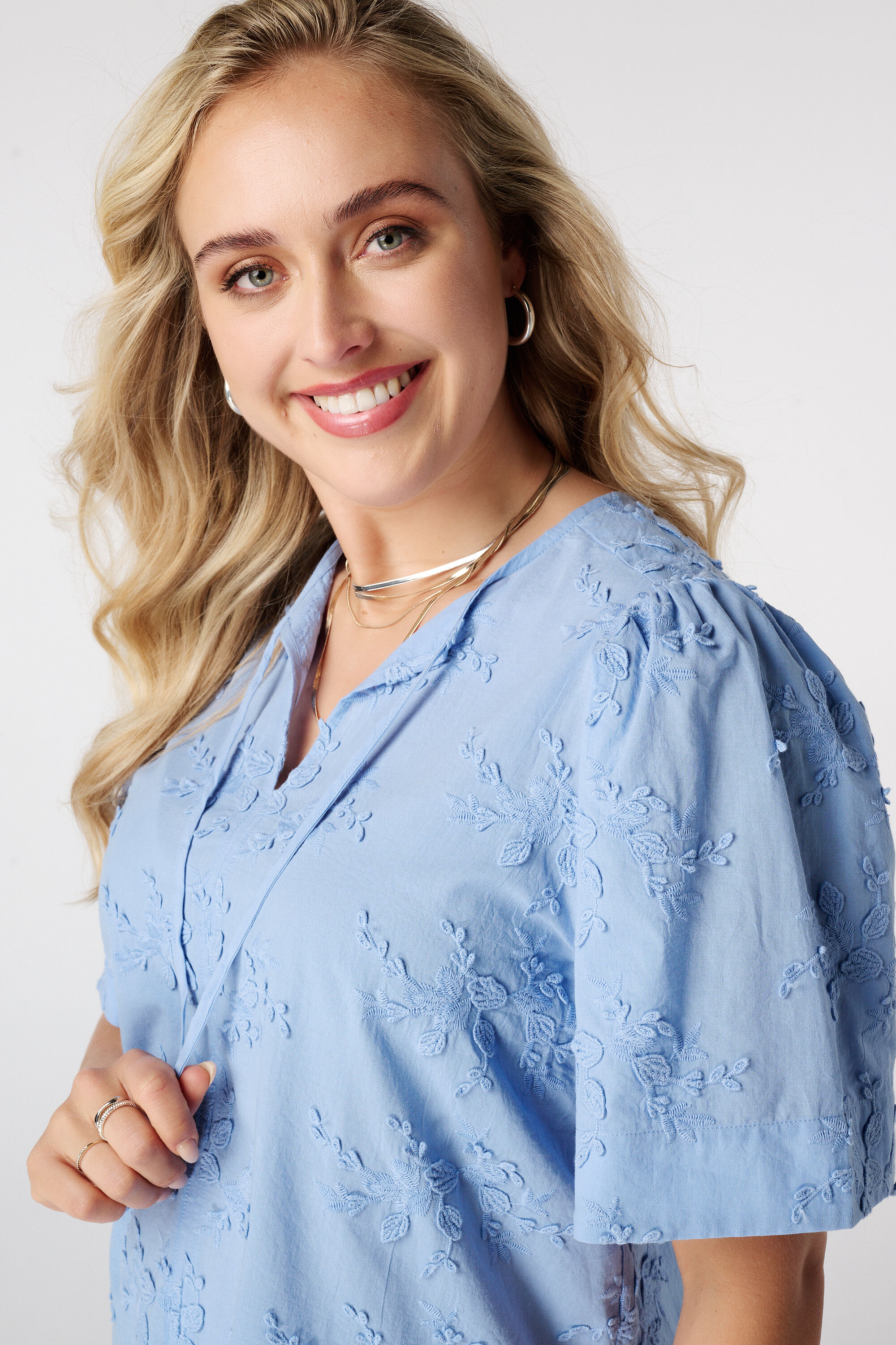 Blouse en coton avec broderie image number 4